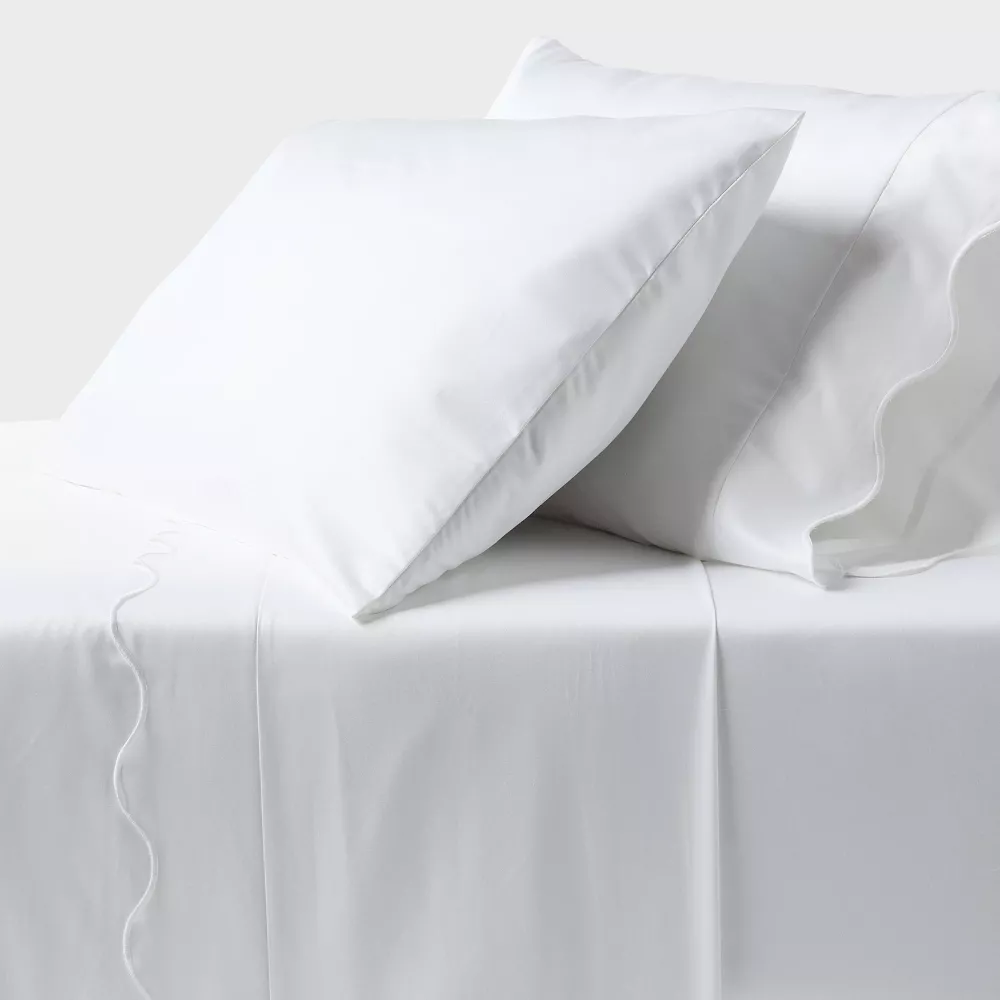 400 Thread Count Performance Sheet Set White Scalloped Hem Queen