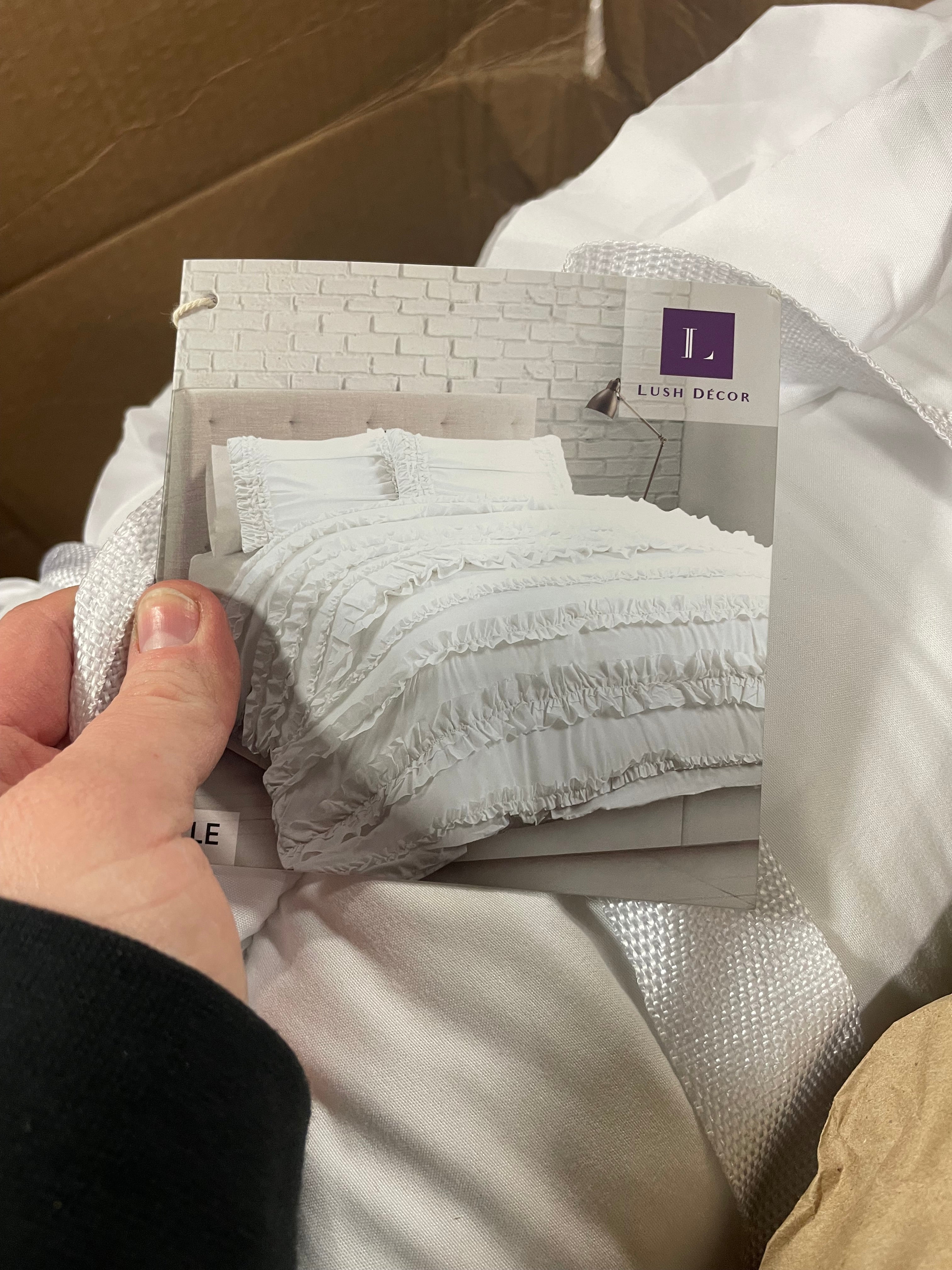 Belle Microfiber Traditional Comforter Set Queen - Image 7