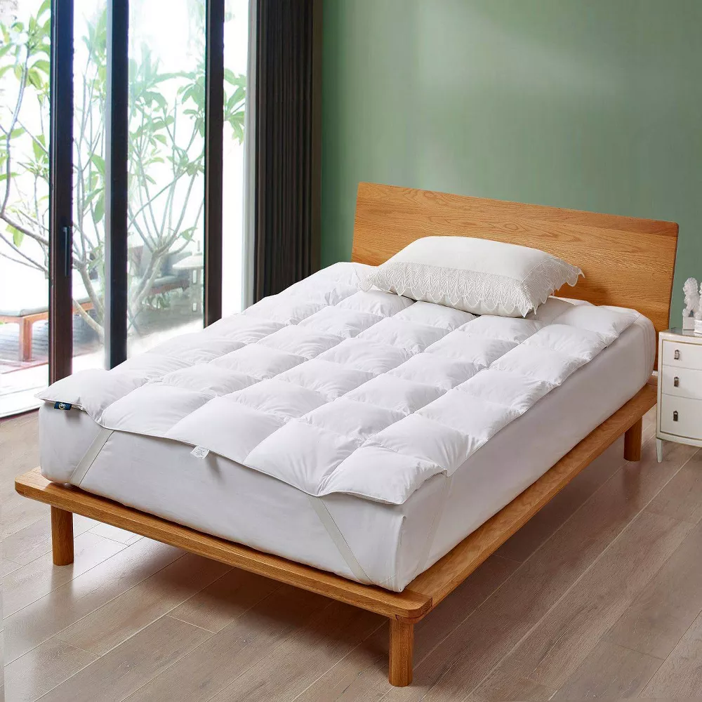 Queen Goose Feather & Down Fiber Featherbed Mattress Topper