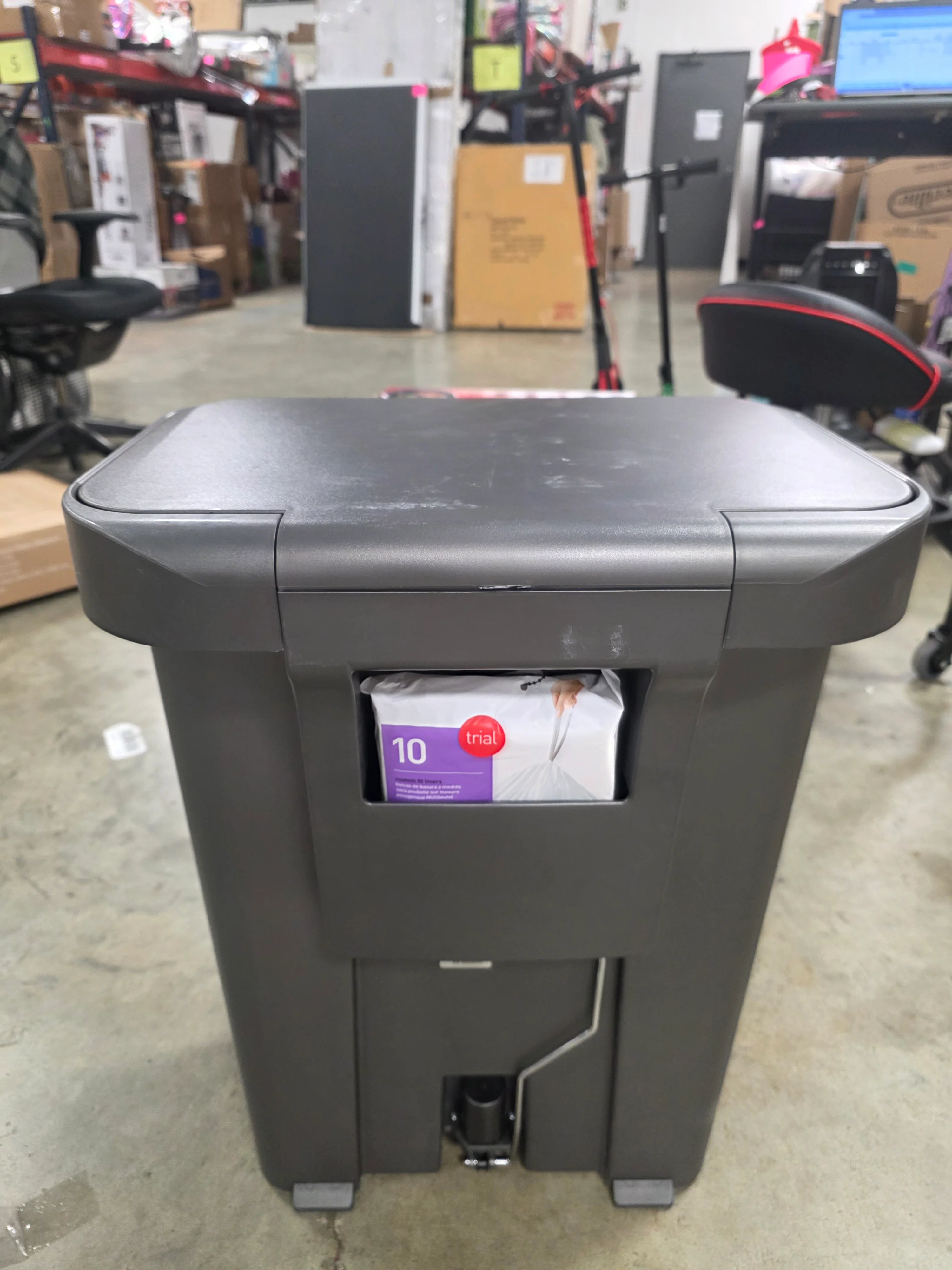 Rectangular Liner Rim Plastic Step Trash Can - Image 7