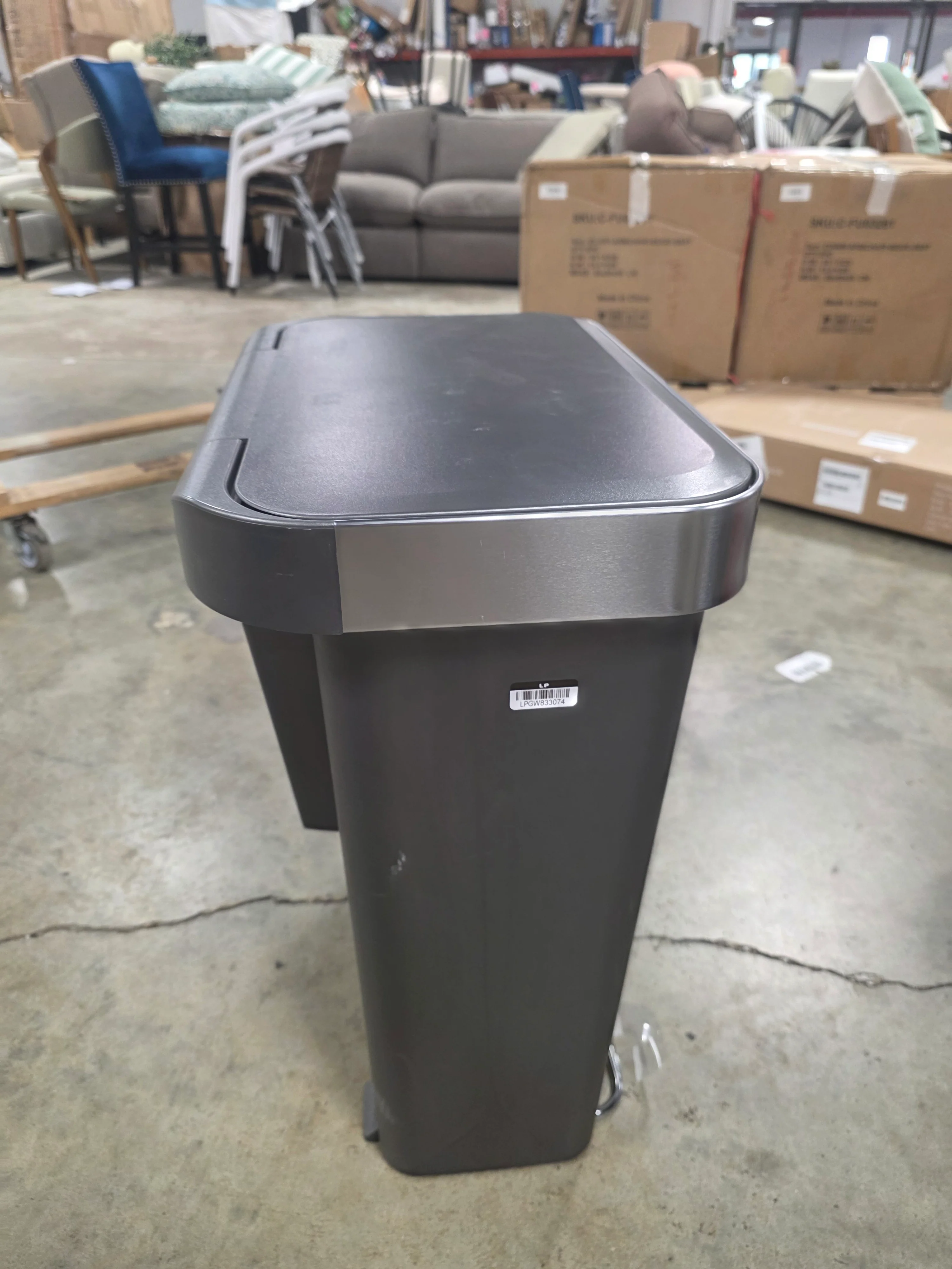 Rectangular Liner Rim Plastic Step Trash Can - Image 8