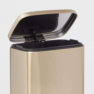 *Rectangular Step Trash Can - Image 5