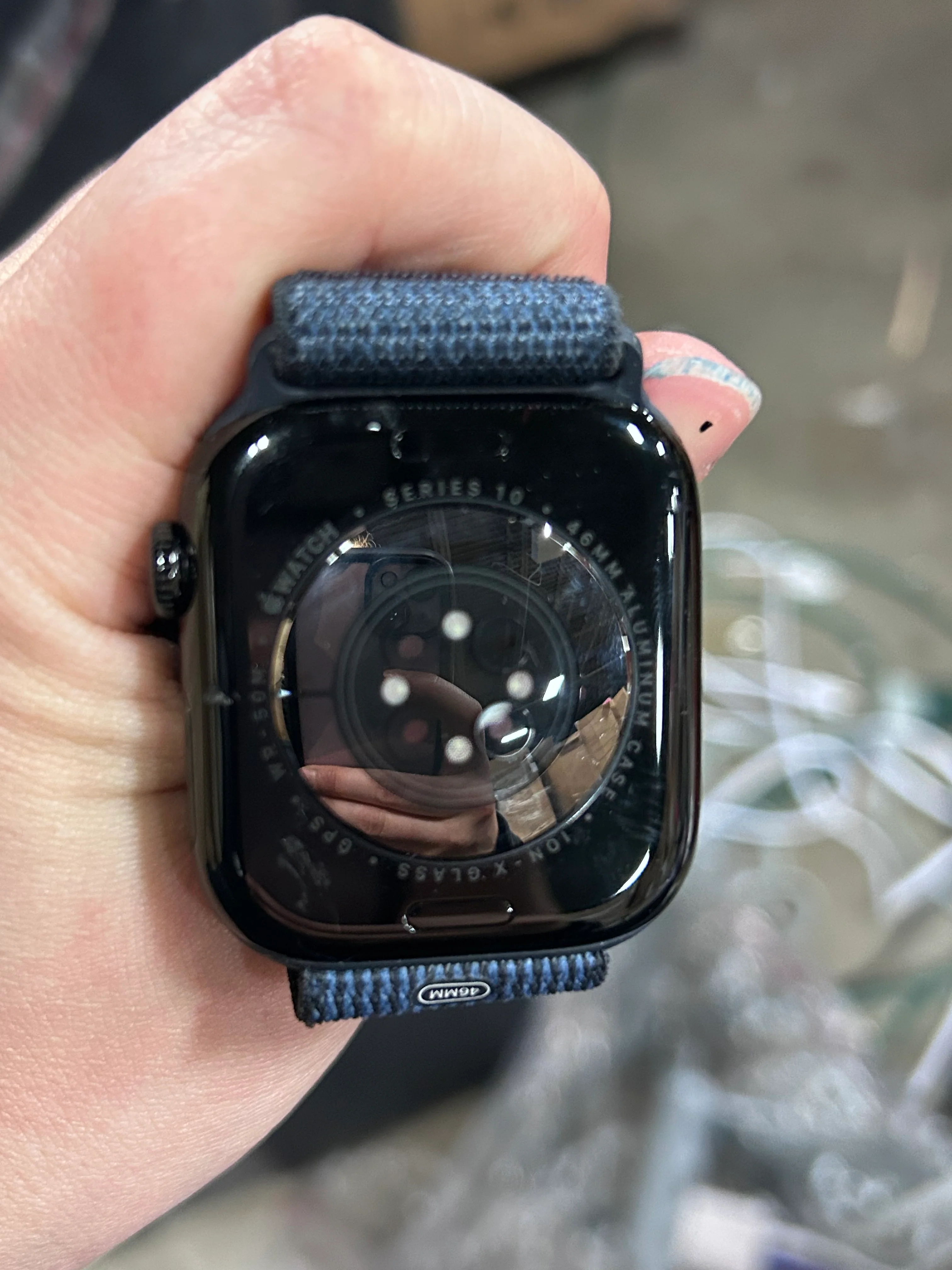 Watch Series 10 GPS Jet Black Aluminum Case with Ink Sport Loop - Image 6