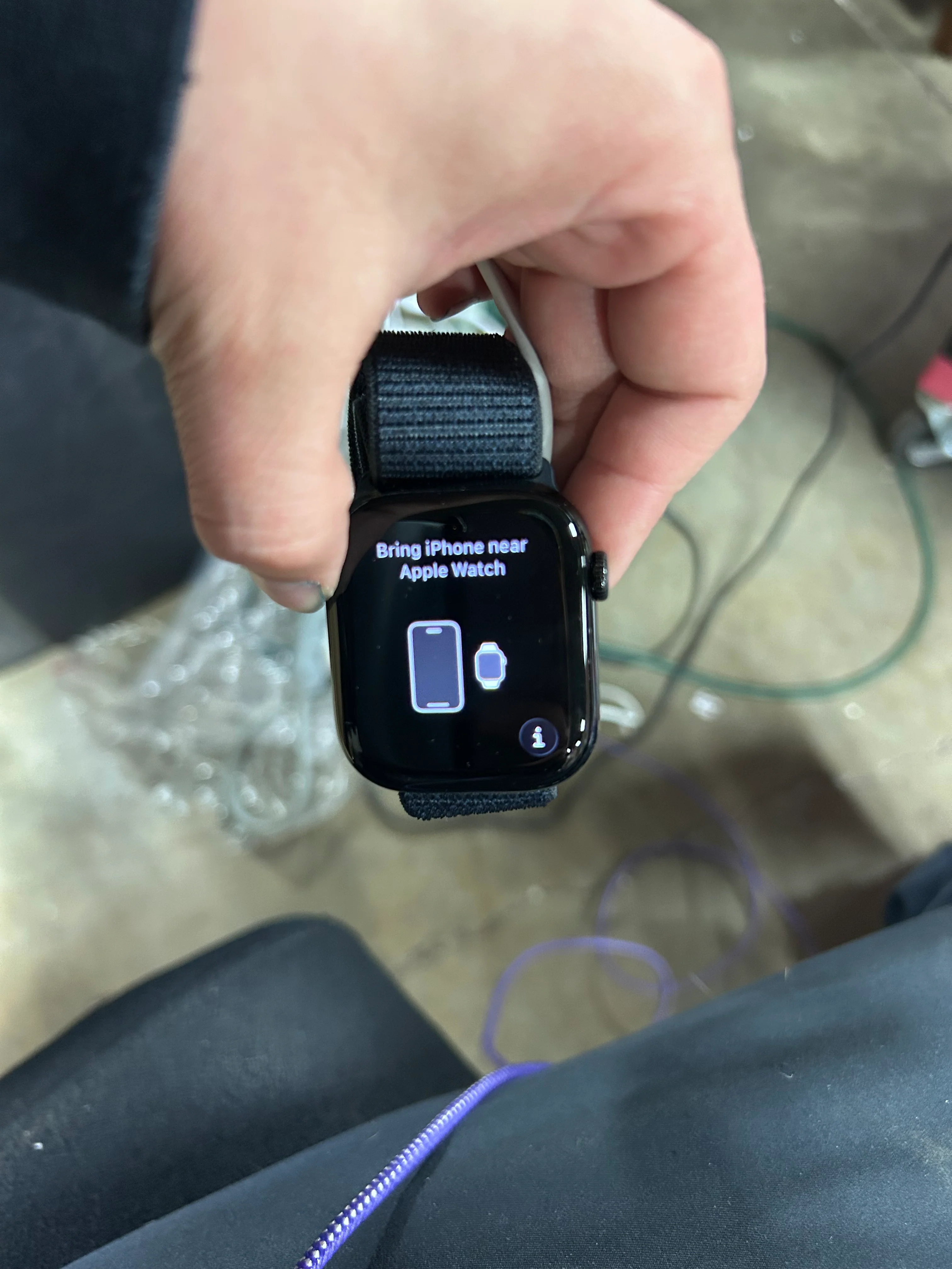 Watch Series 10 GPS Jet Black Aluminum Case with Ink Sport Loop - Image 9