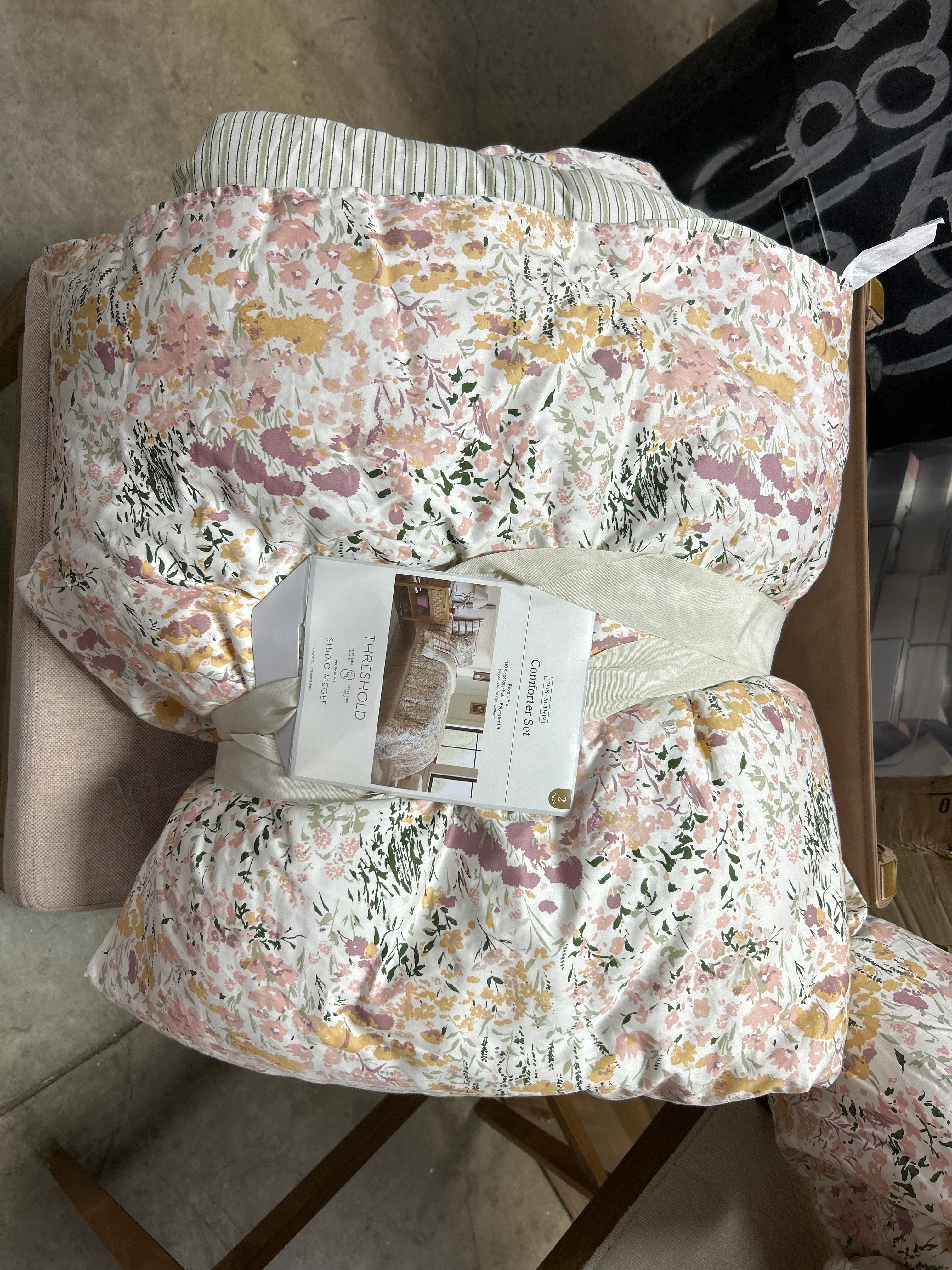 Reversible Floral and Stripe Comforter Set Pink/Green - Twin/Twin XL - Image 6