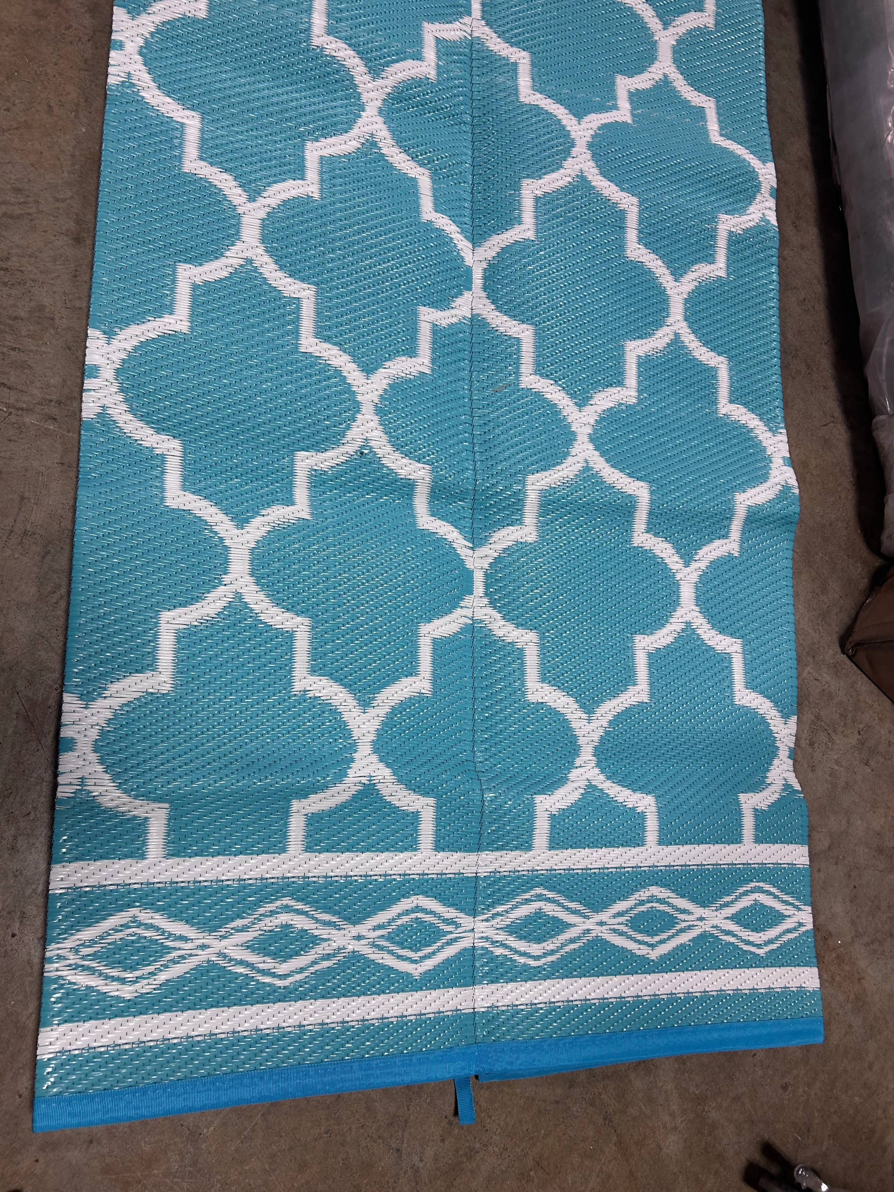 Reversible Geometric Outdoor Rug, Waterproof UV-Resistant Patio Mat - Image 7