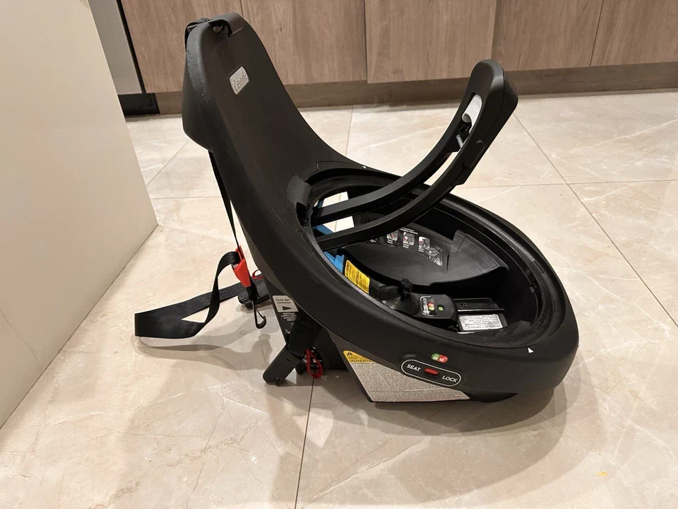 Revolve360 Extend All-in-One Rotating Car Seat Base - Image 2