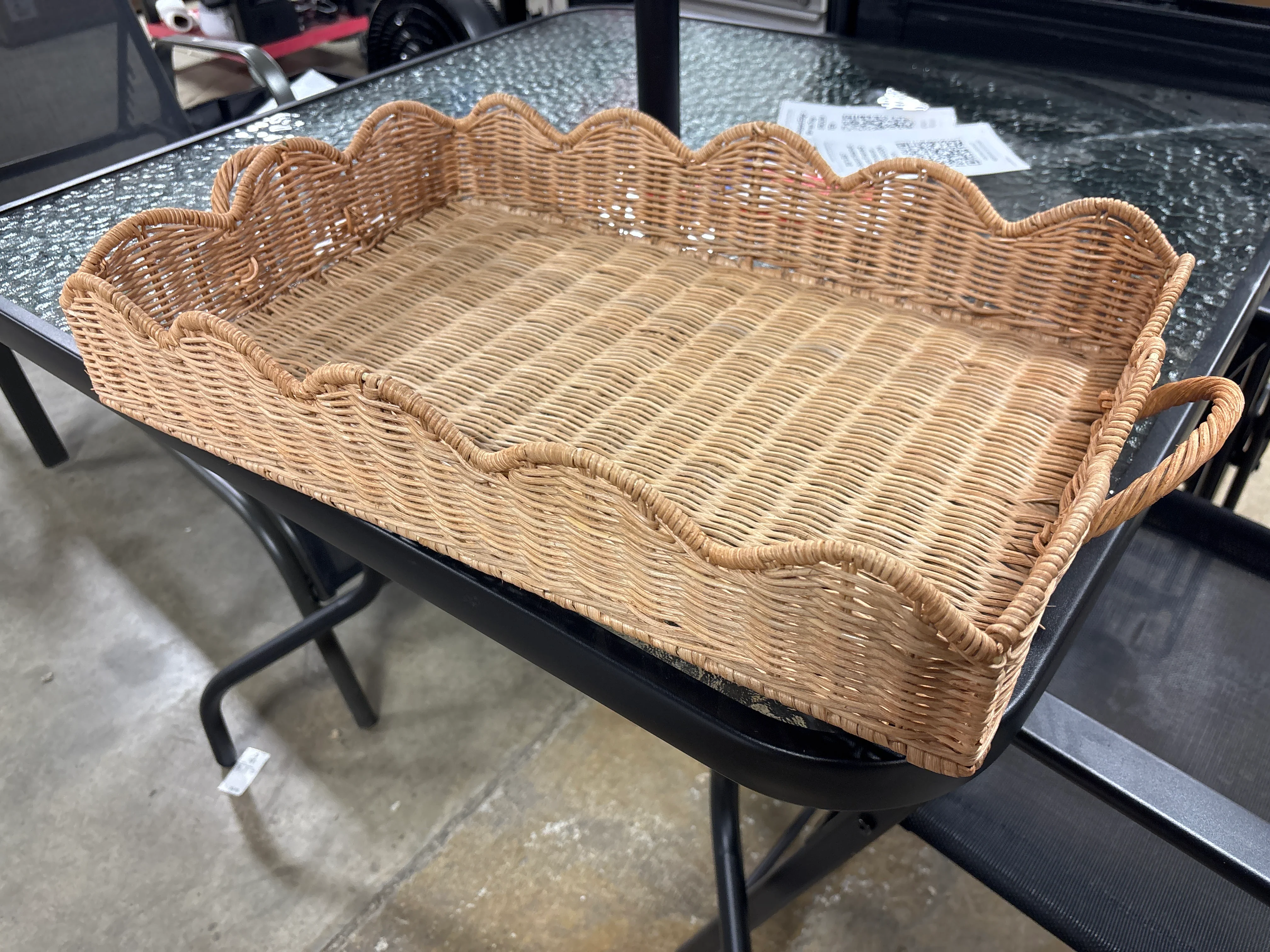 Scalloped Edge Woven Tray SHOWROOM ITEM - Image 3
