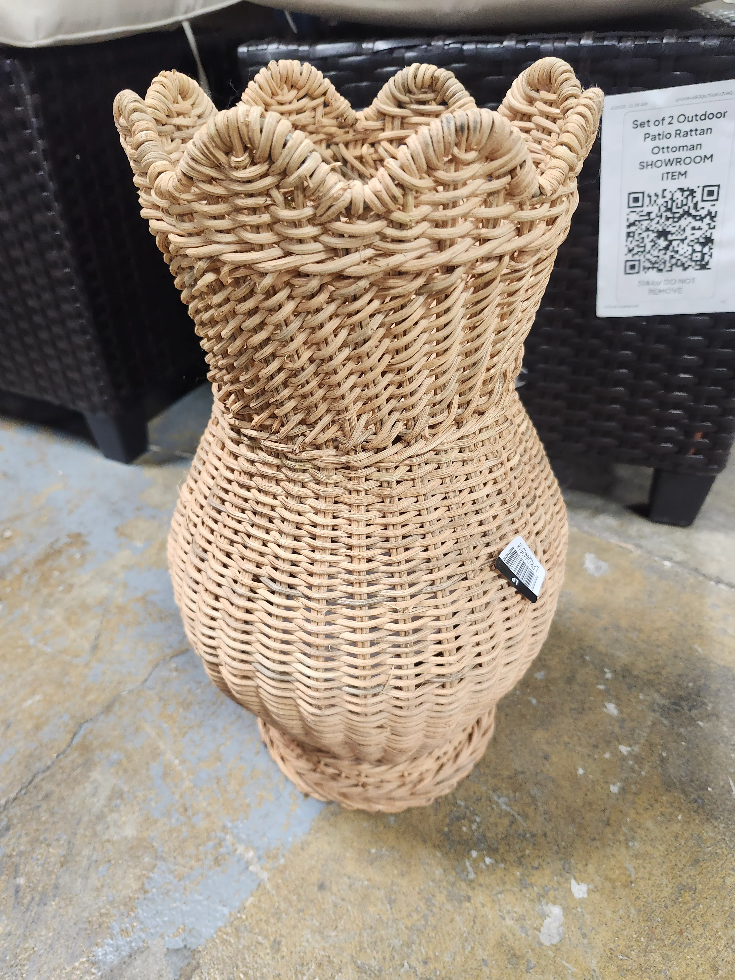 Scalloped Edge Woven Vase SHOWROOM ITEM - Image 2