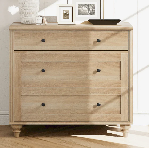 Scarlett 33.9'' W 3 - Drawer Dresser SHOWROOM ITEM