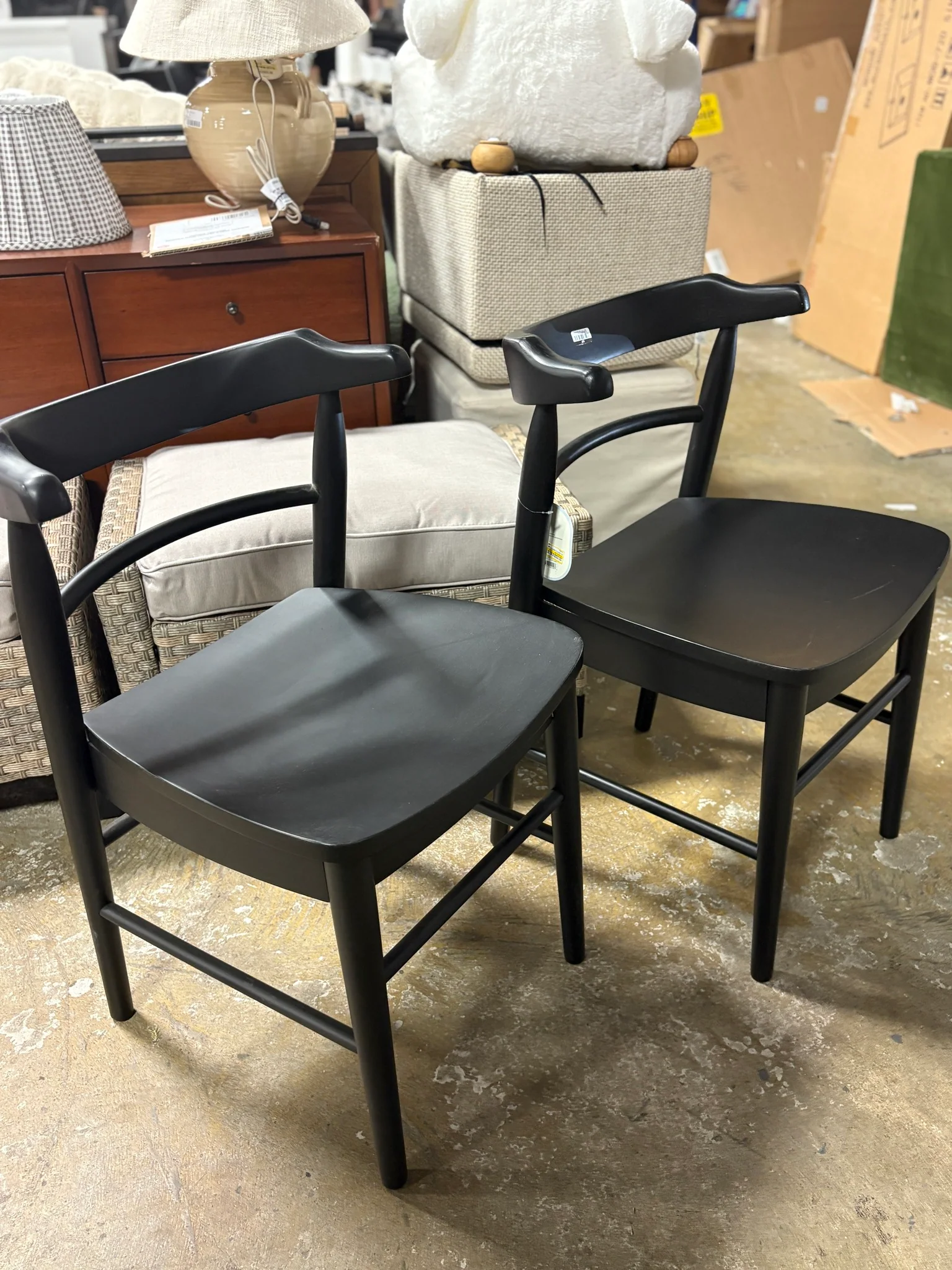(Set of 2) Kaysville Curved Back Wood Dining Chairs - Black SHOWROOM ITEM - Image 2