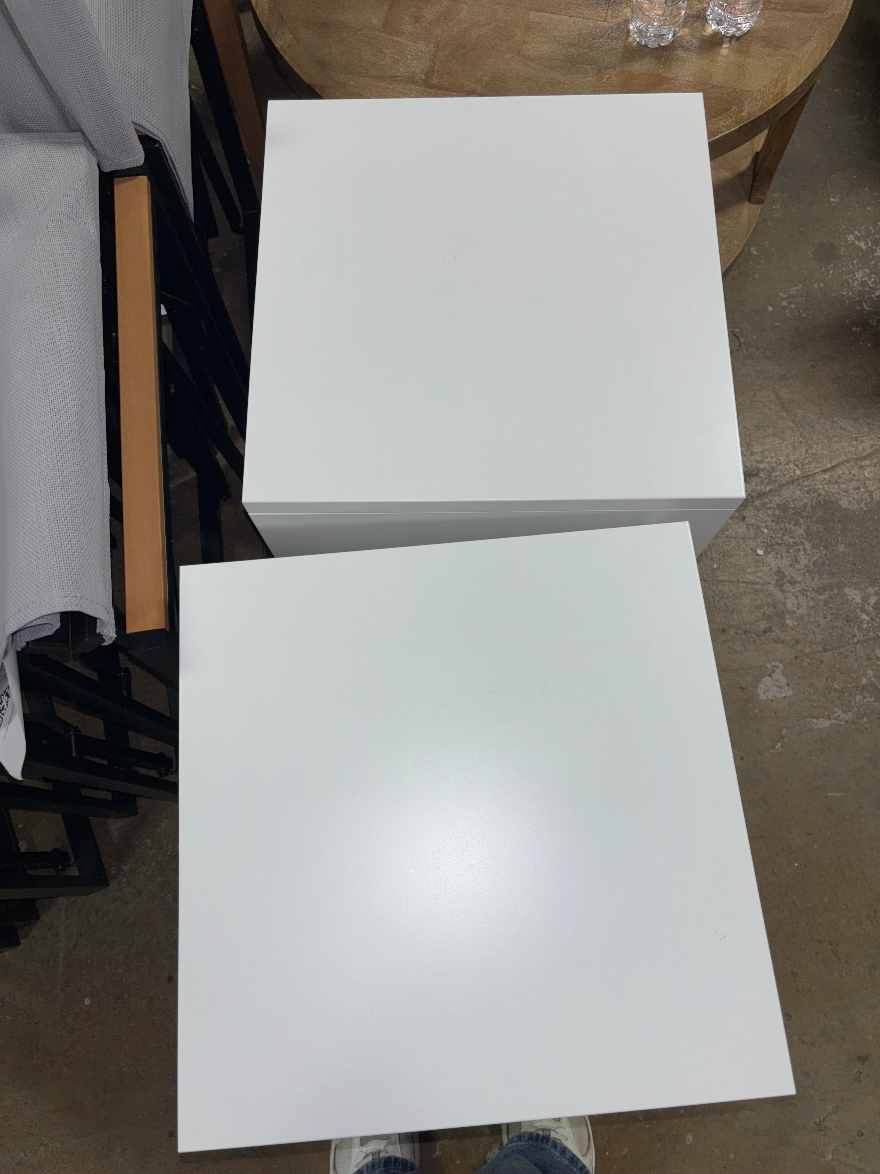 (Set of 2) Kodali Nightstand - White SHOWROOM ITEM - Image 3