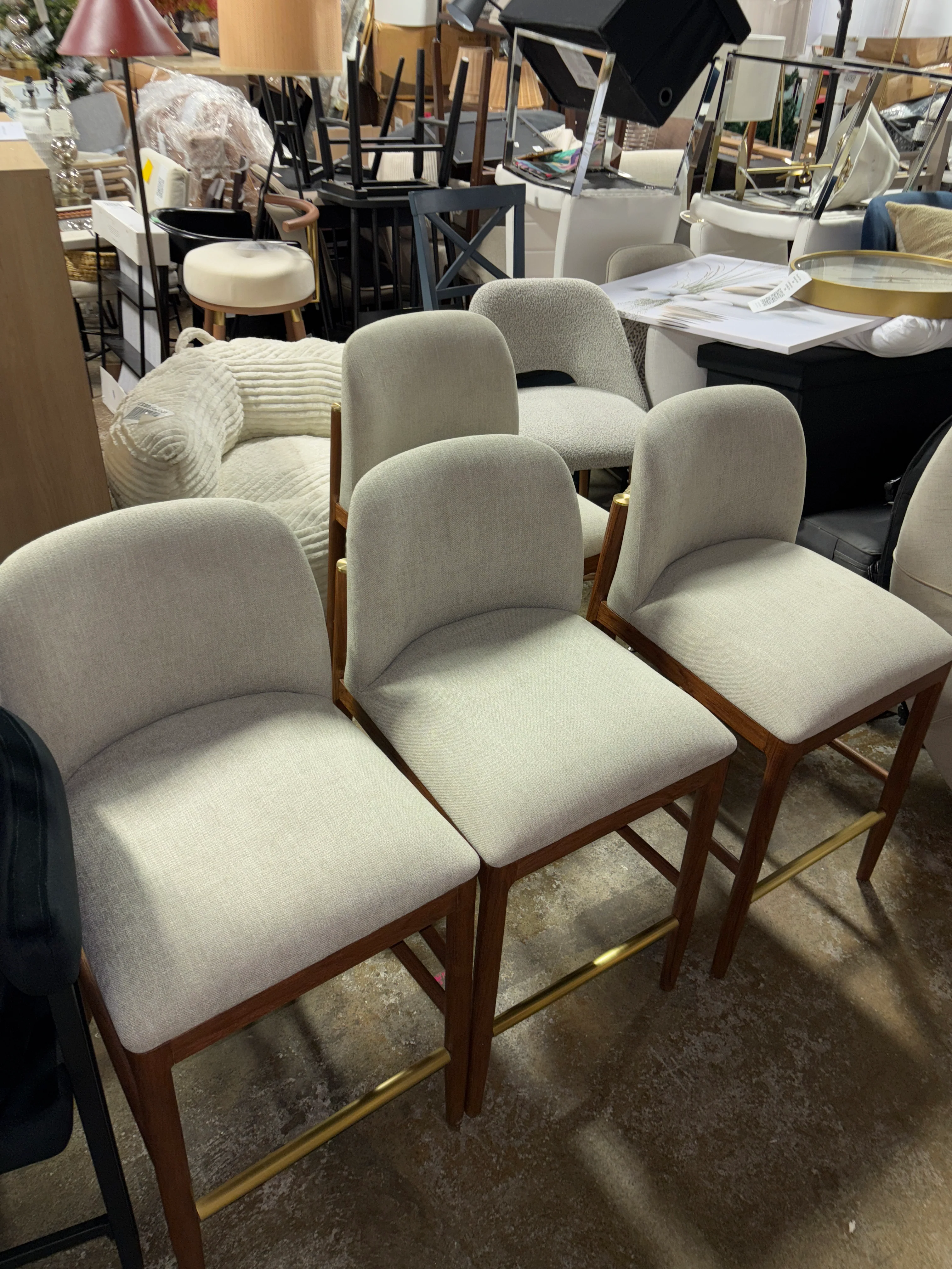 (Set of 4) Quinn Counter Stool SHOWROOM ITEM - Image 6