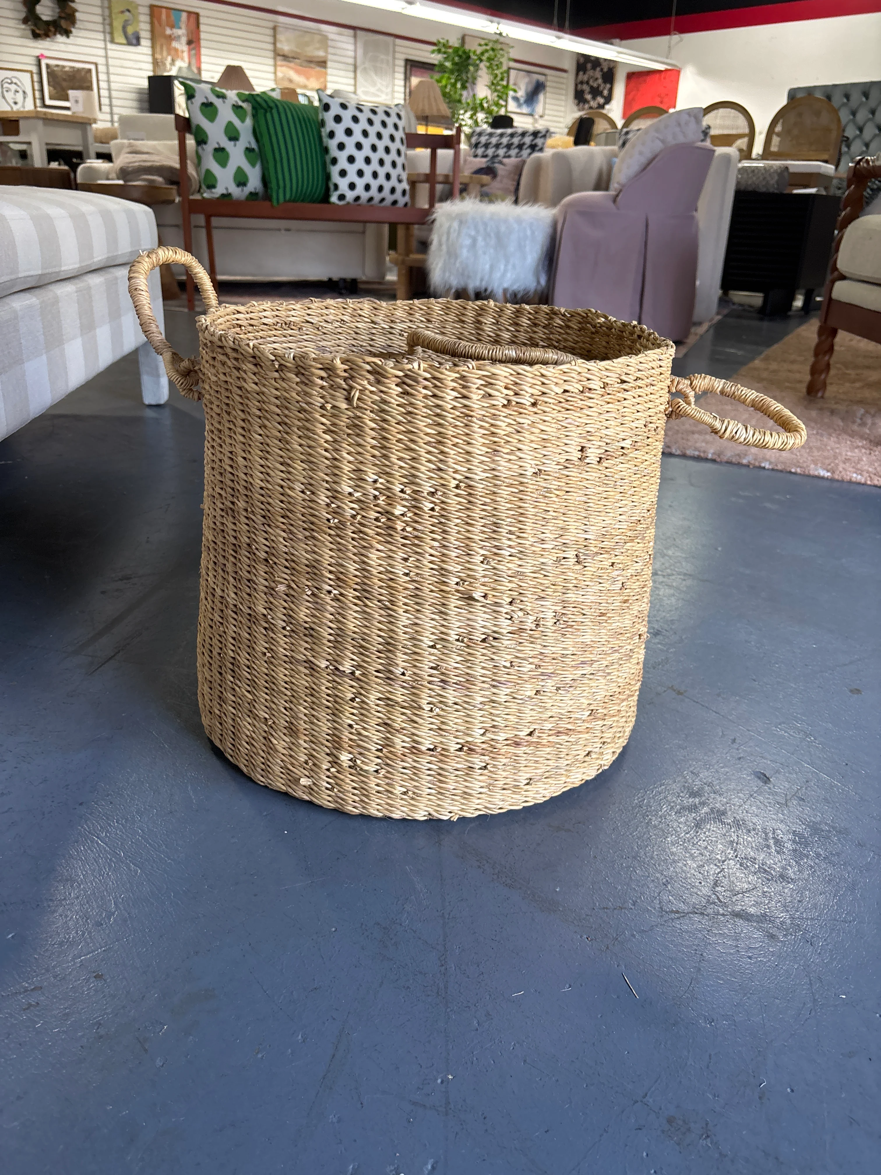 (Set of 2) Round Woven Baskets - Beige SHOWROOM ITEM - Image 2
