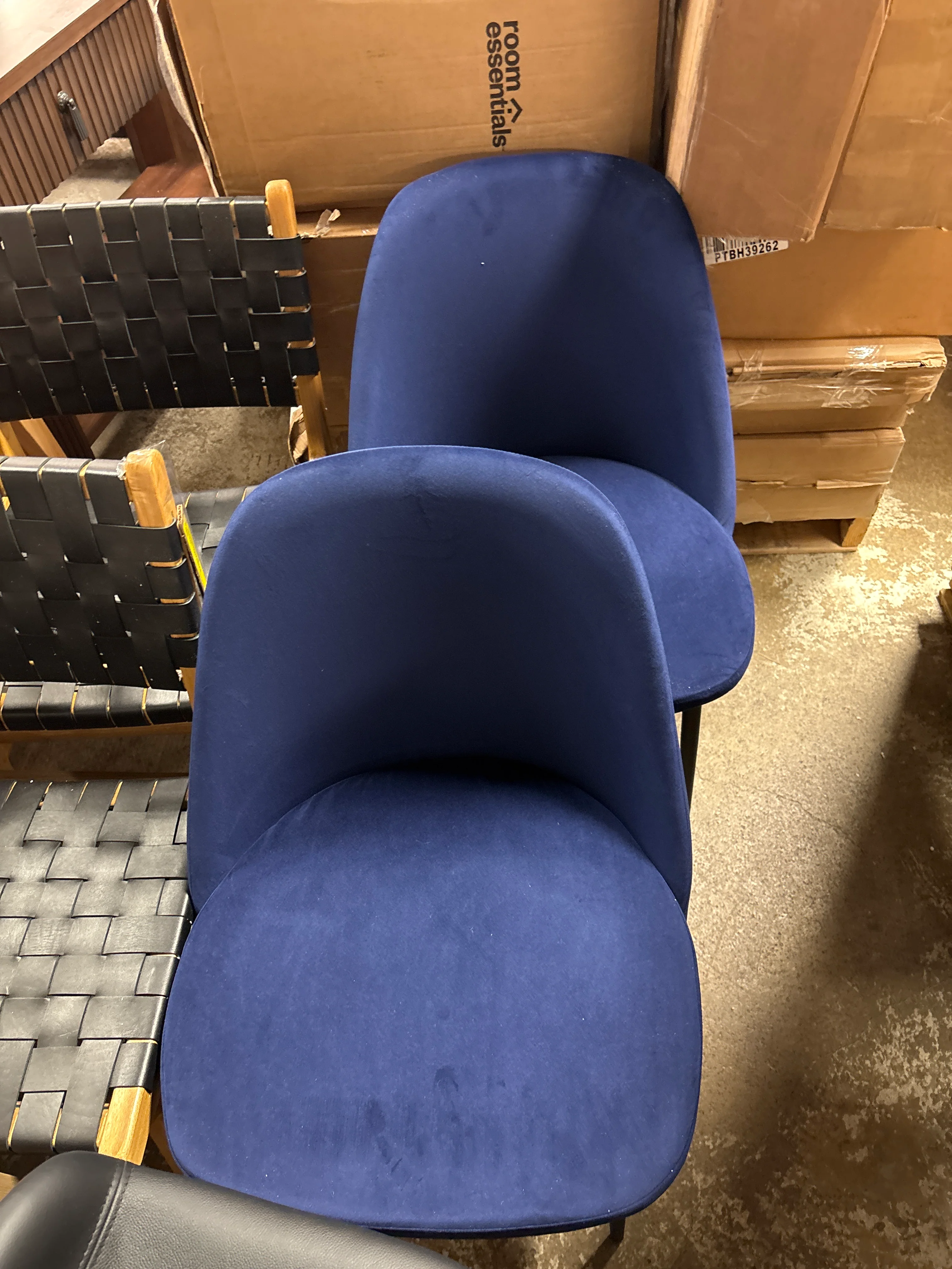 (Set of 2) Wallace Velvet Dining Chair - Sapphire Blue Velvet SHOWROOM ITEM - Image 3