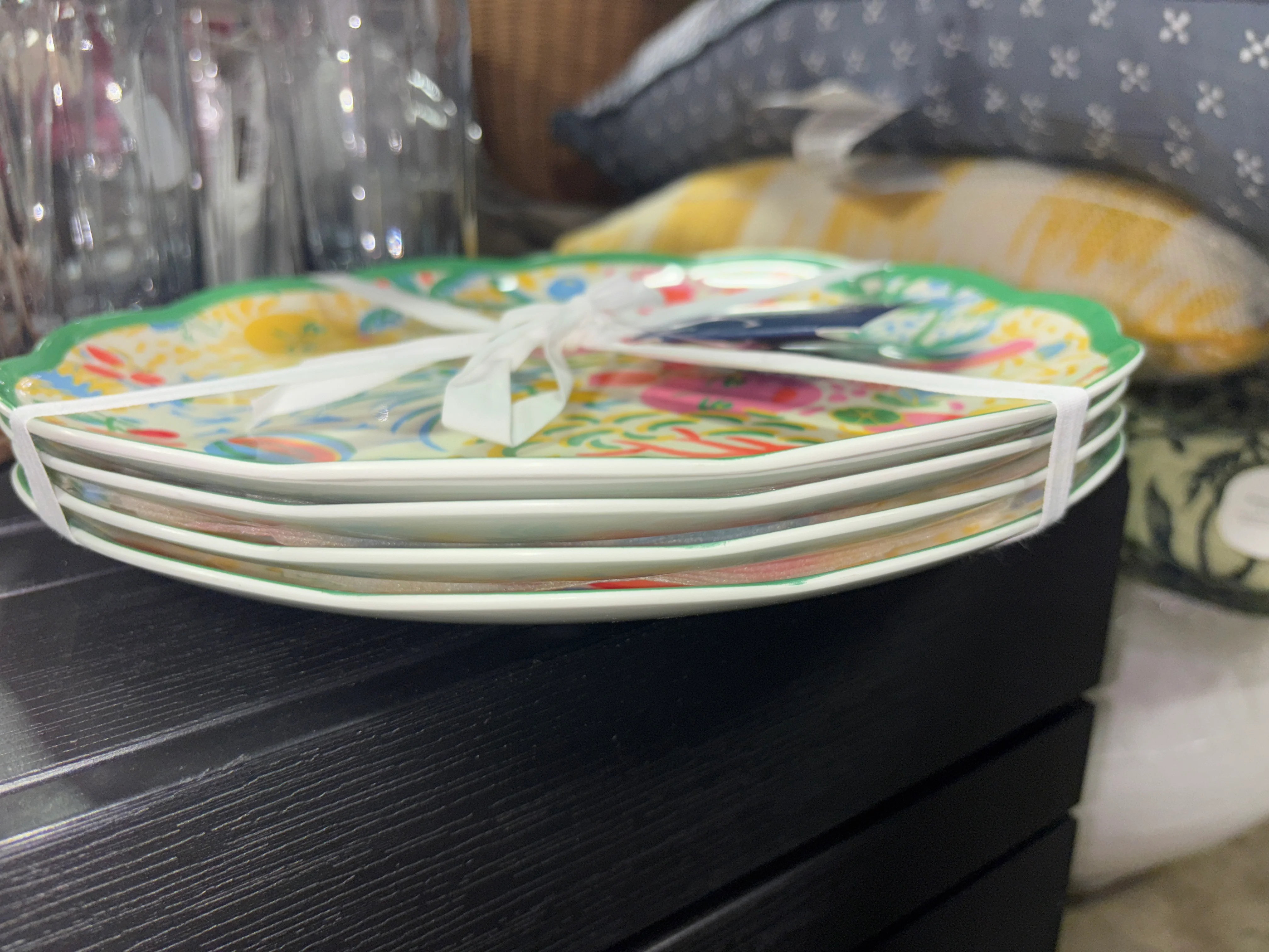 (Set of 4) Roller Rabbit Melamine 11" Dinner Plates Vacation SHOWROOM ITEM - Image 3