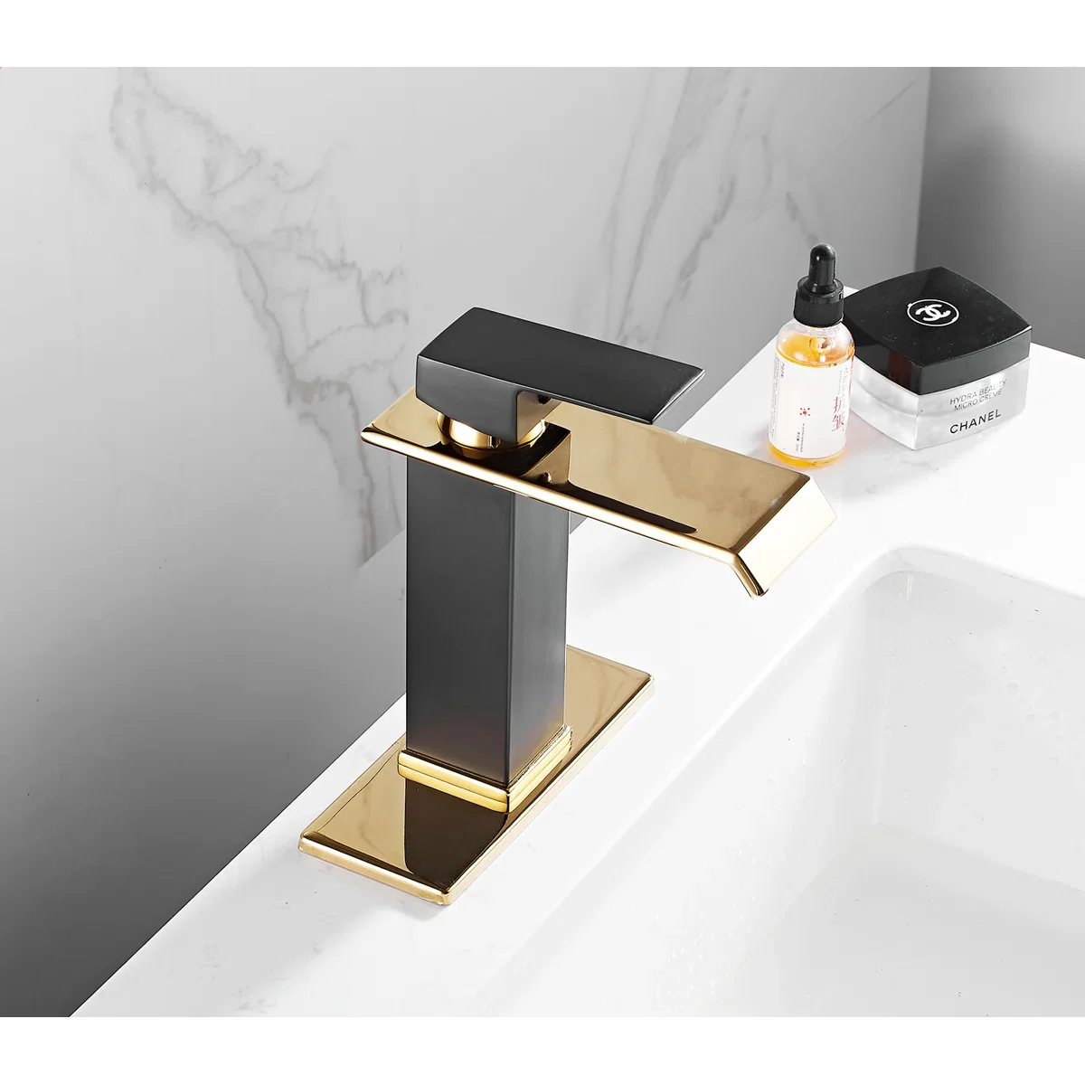 Single Hole Faucet Single-handle Waterfall Bathroom Faucet - Image 4