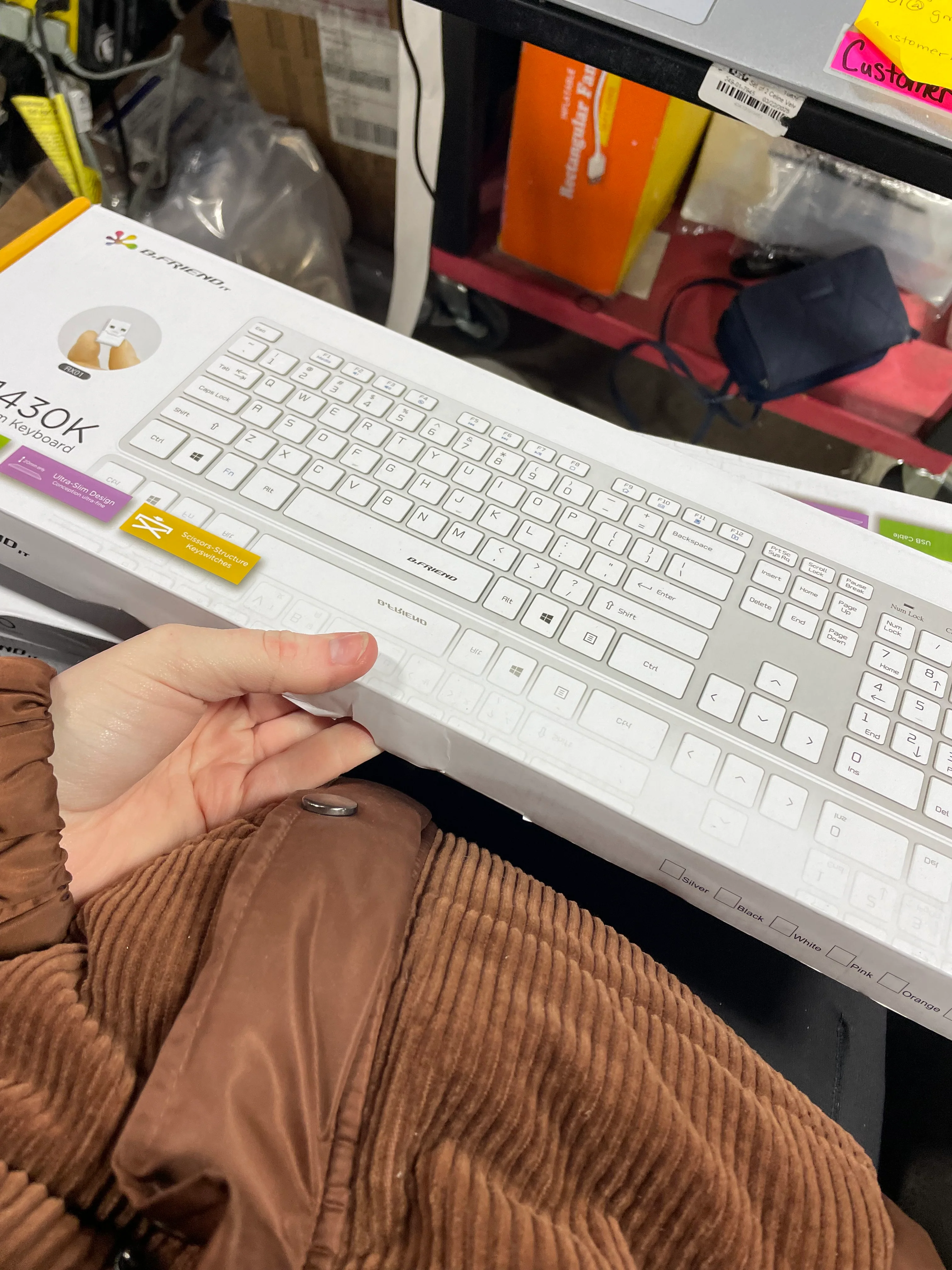 Slim Wireless Keyboard for Mac and Windows - Image 8