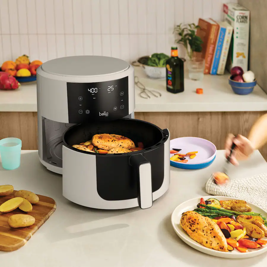 SmartCrisp Touchscreen Air Fryer - Oatmilk - Image 3