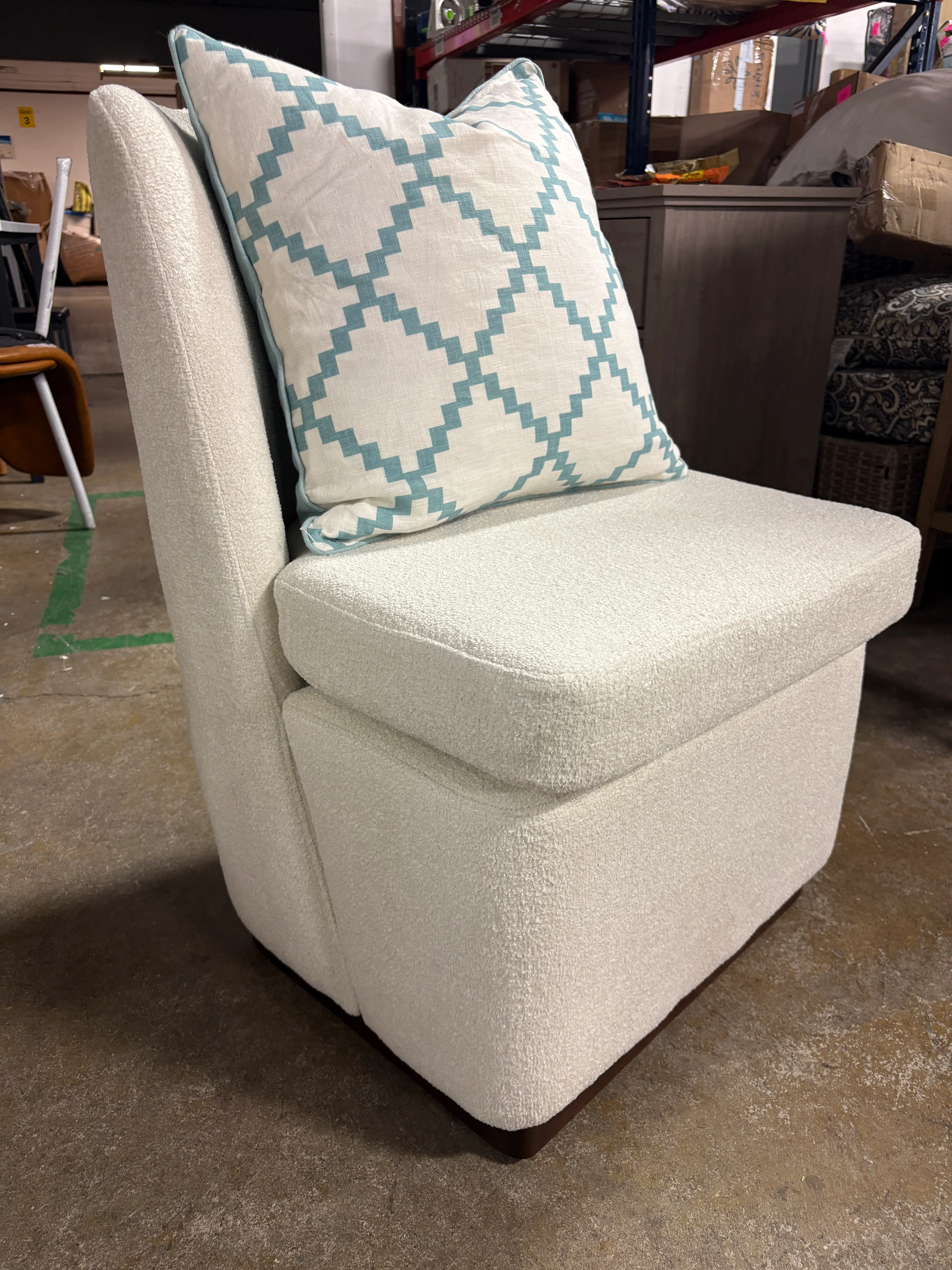 Square Accent Chair SHOWROOM ITEM - Image 2