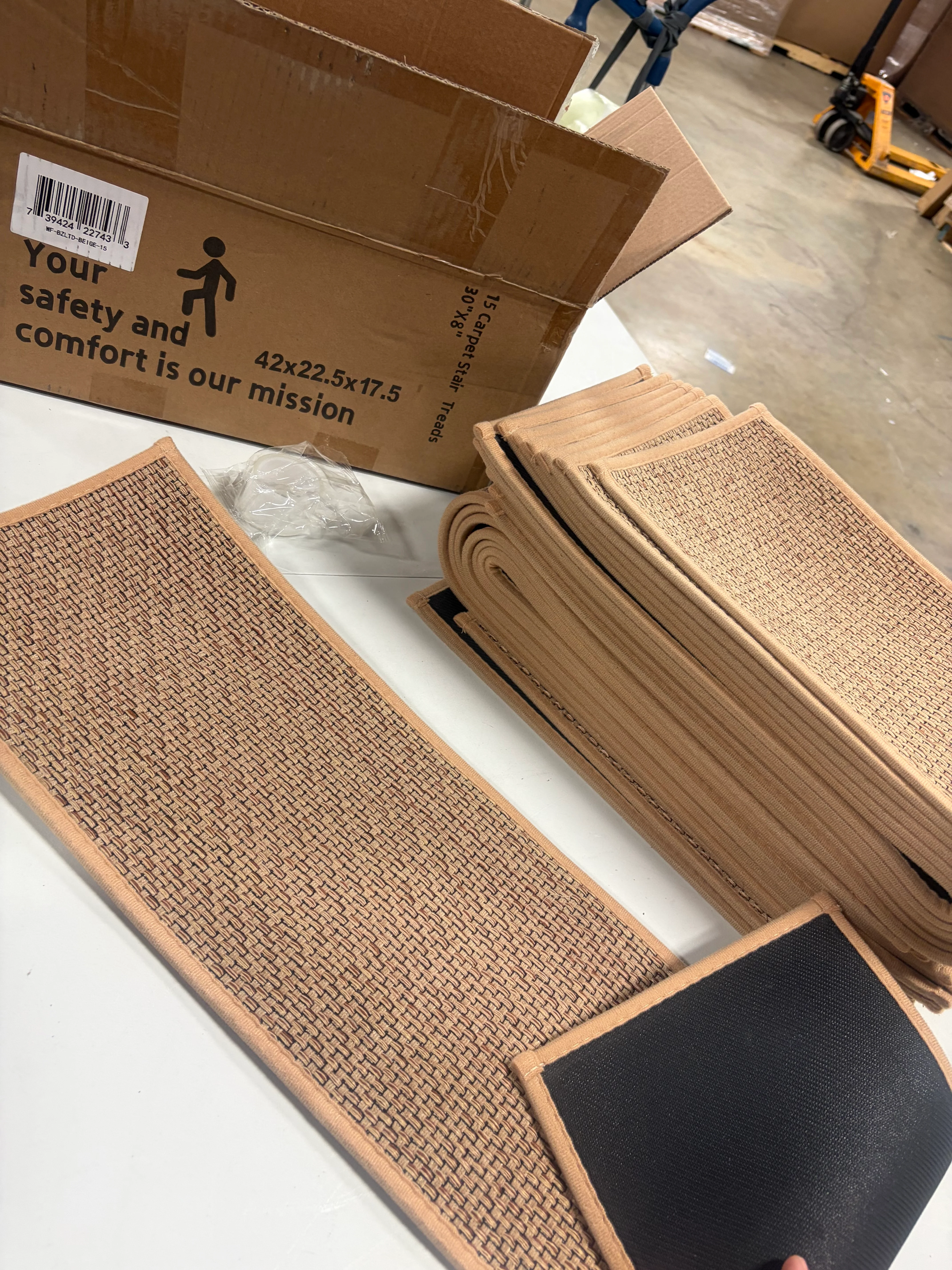 Stair Treads Non Slip, 15 Pack 8" X 30" - Image 6