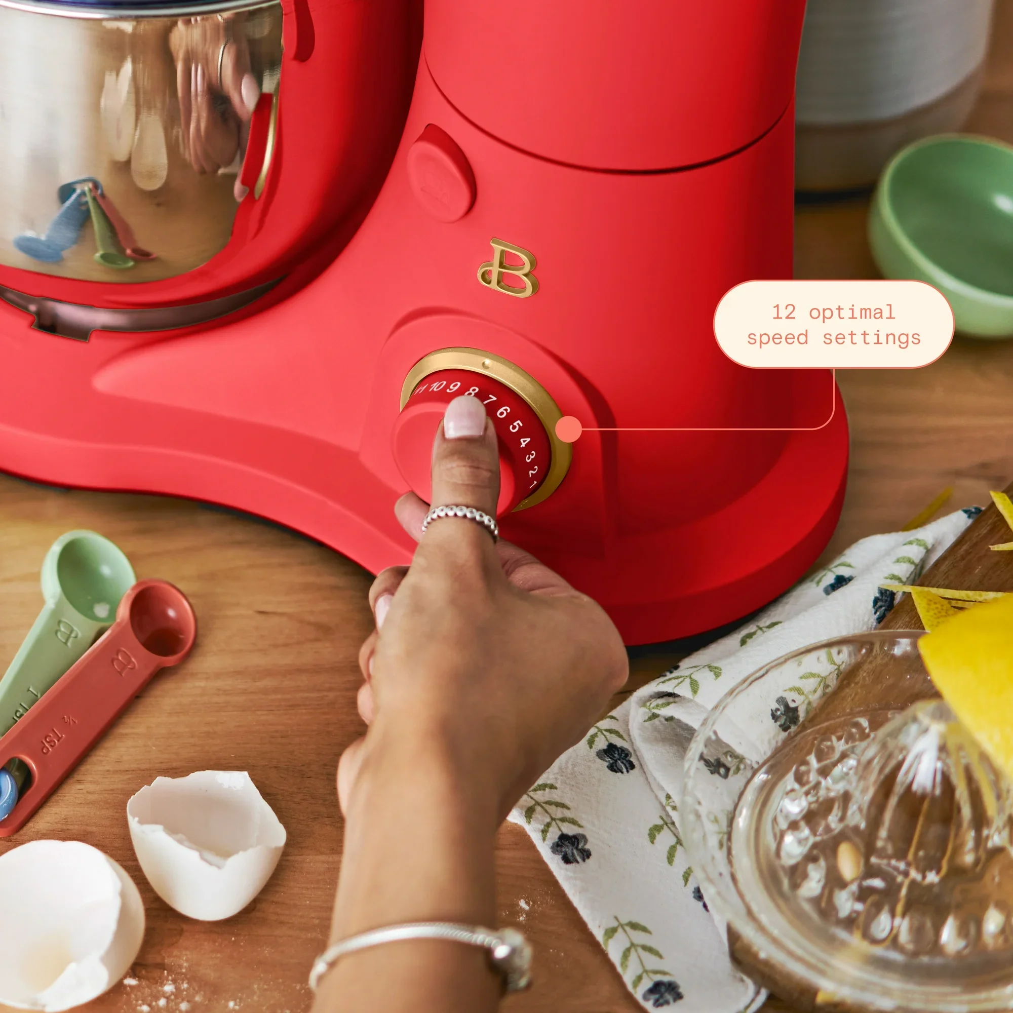 Stand Mixer with Flat Beater, Dough Hook, Balloon Whisk, Tomato Red - Image 4