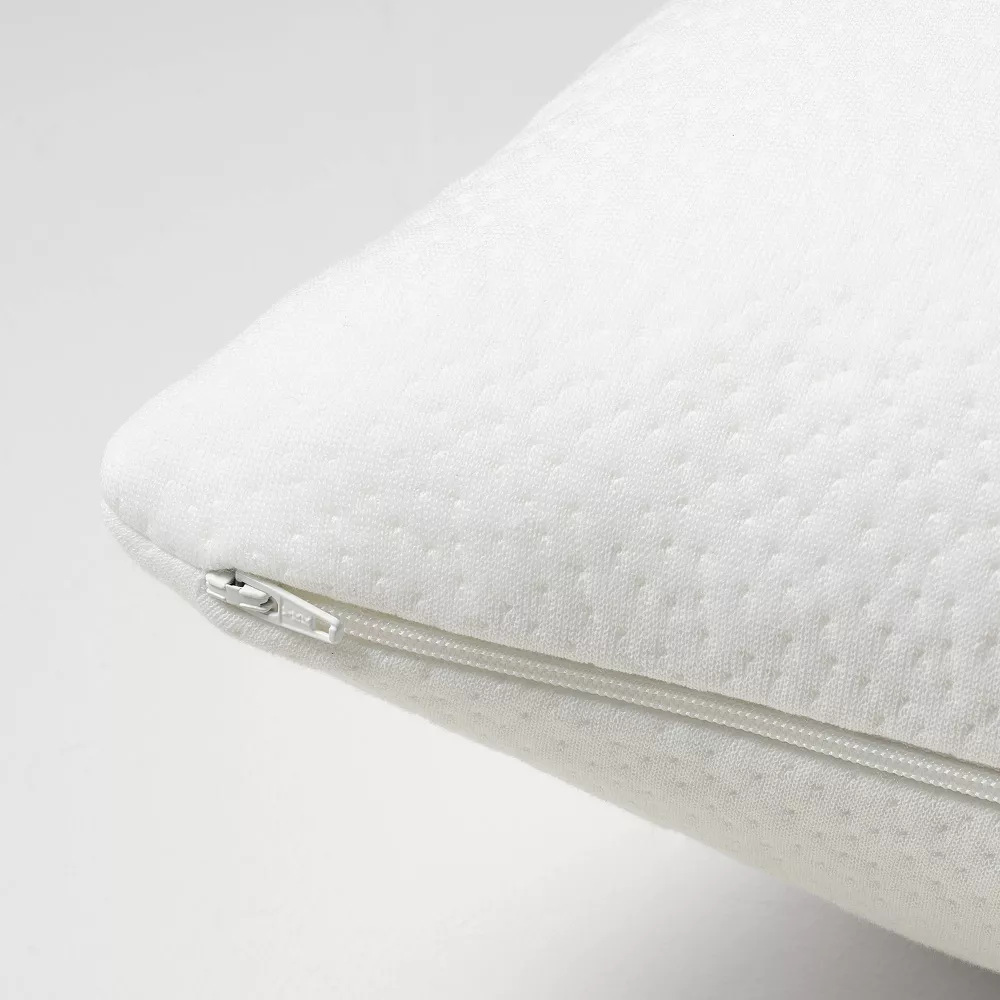 Standard/Queen Medium Machine Washable Memory Foam & Down Alternative Bed Pillow - Image 3