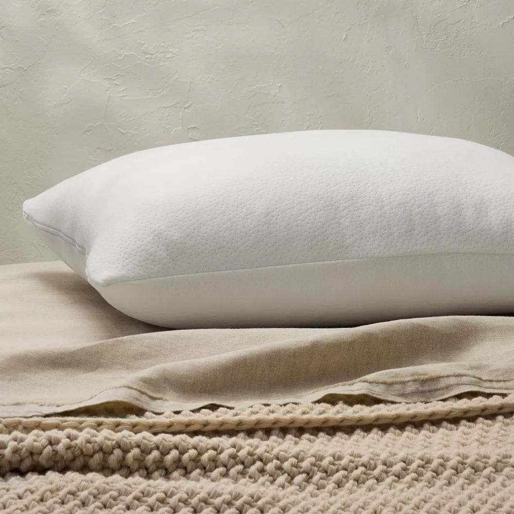 Standard/Queen Medium Machine Washable Memory Foam & Down Alternative Bed Pillow - Image 5