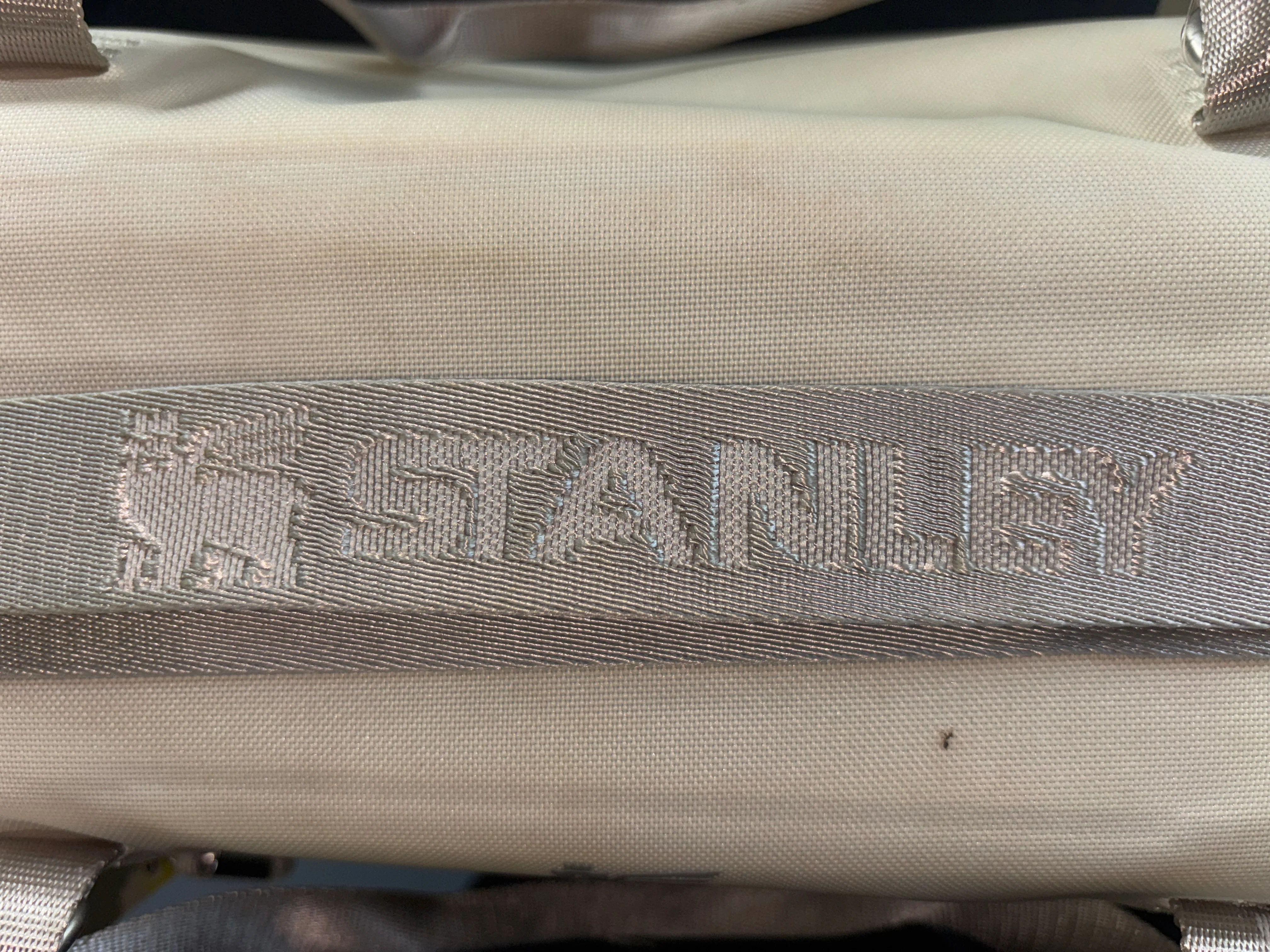 Stanley (10 Cans/7.2qt) All Day Julienne Mini Bag Cooler - Cream SHOWROOM ITEM - Image 9