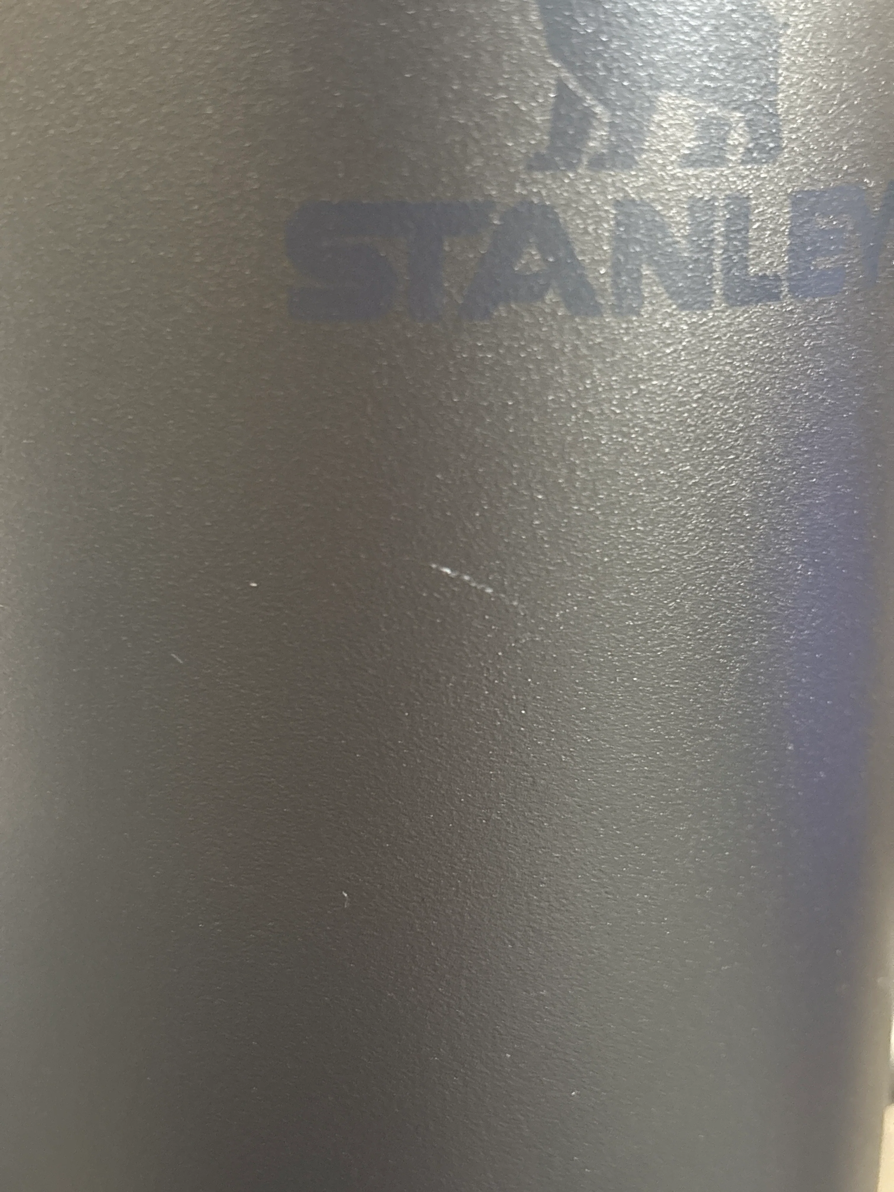 Stanley 30 oz Stainless Steel H2.0 Flowstate Quencher Tumbler - Black 2.0 SHOWROOM ITEM - Image 5