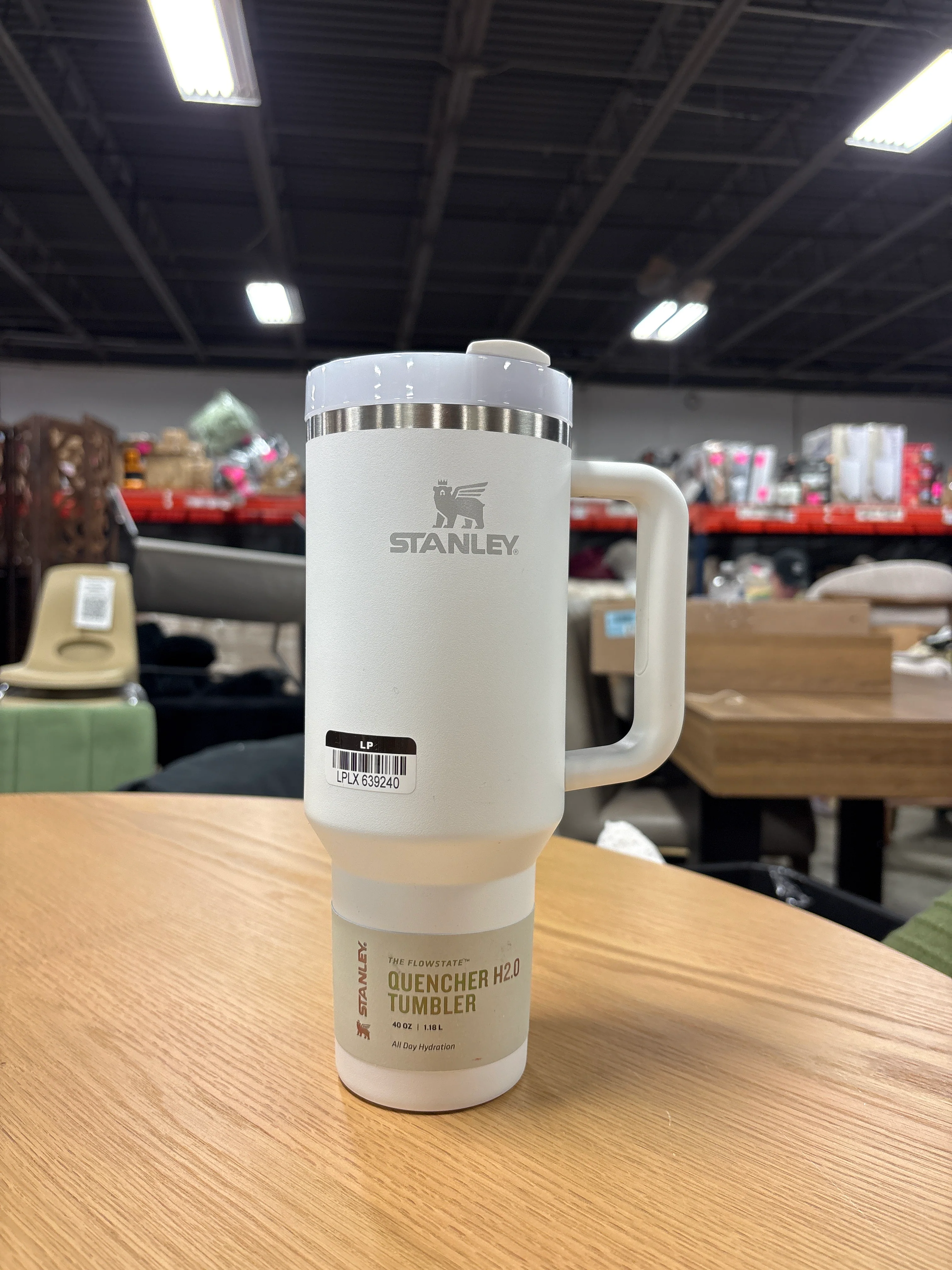 Stanley 40 oz Stainless Steel H2.0 FlowState Quencher Tumbler Frost SHOWROOM ITEM - Image 2