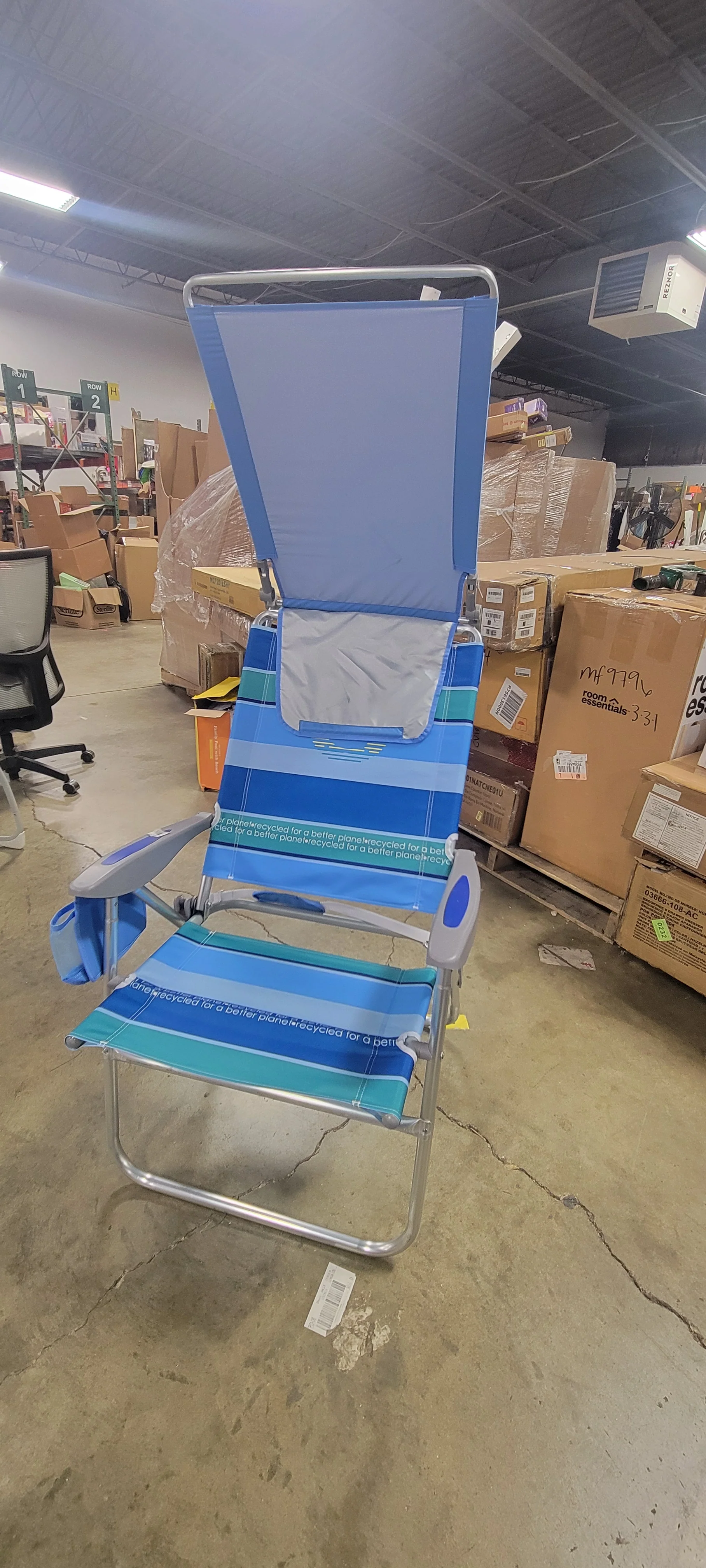 Sun Block Outdoor Portable Beach Chair Striped, - Image 9