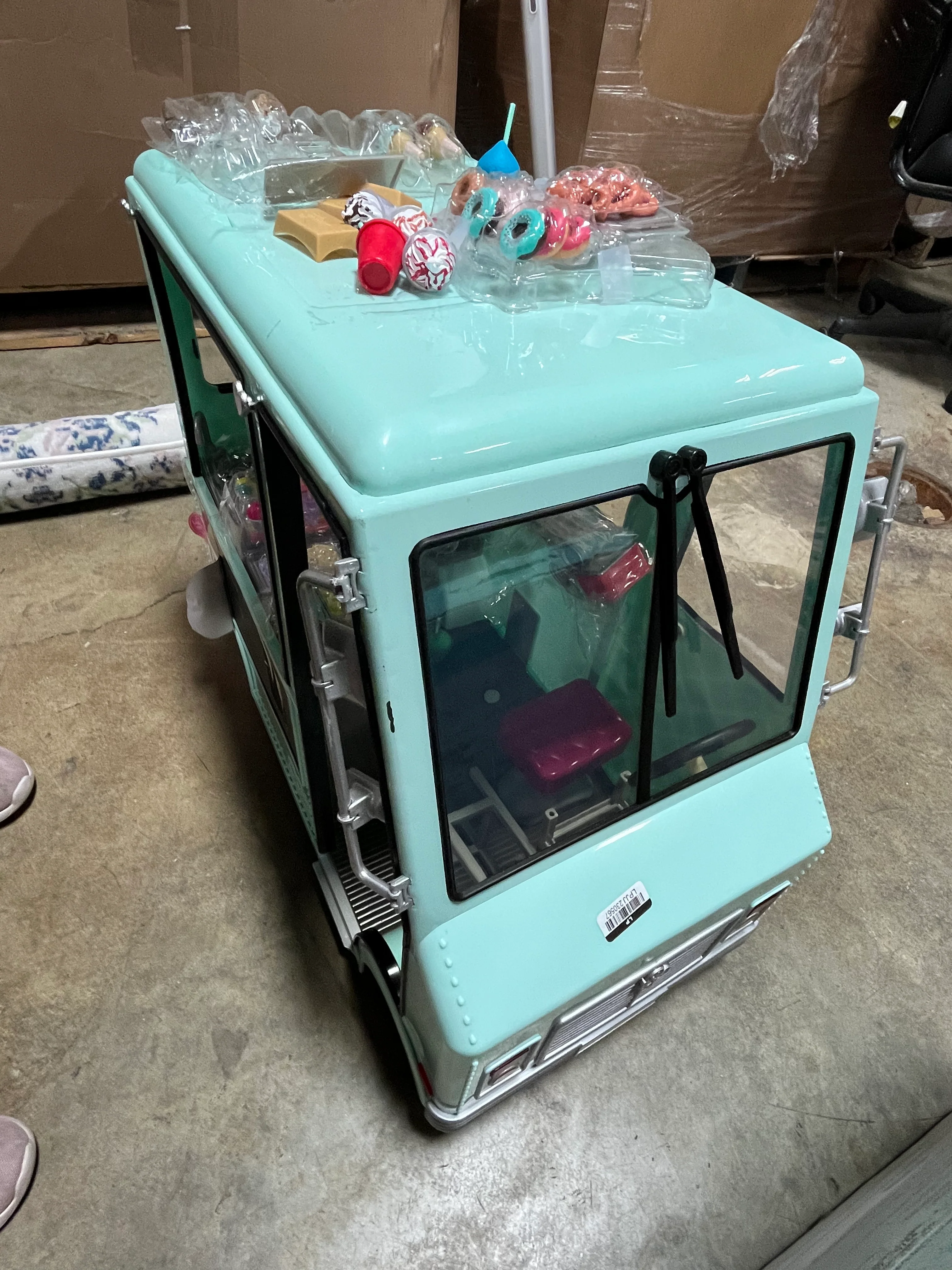 Sweet Stop Ice Cream Truck with Electronics - Light Blue, - Image 8