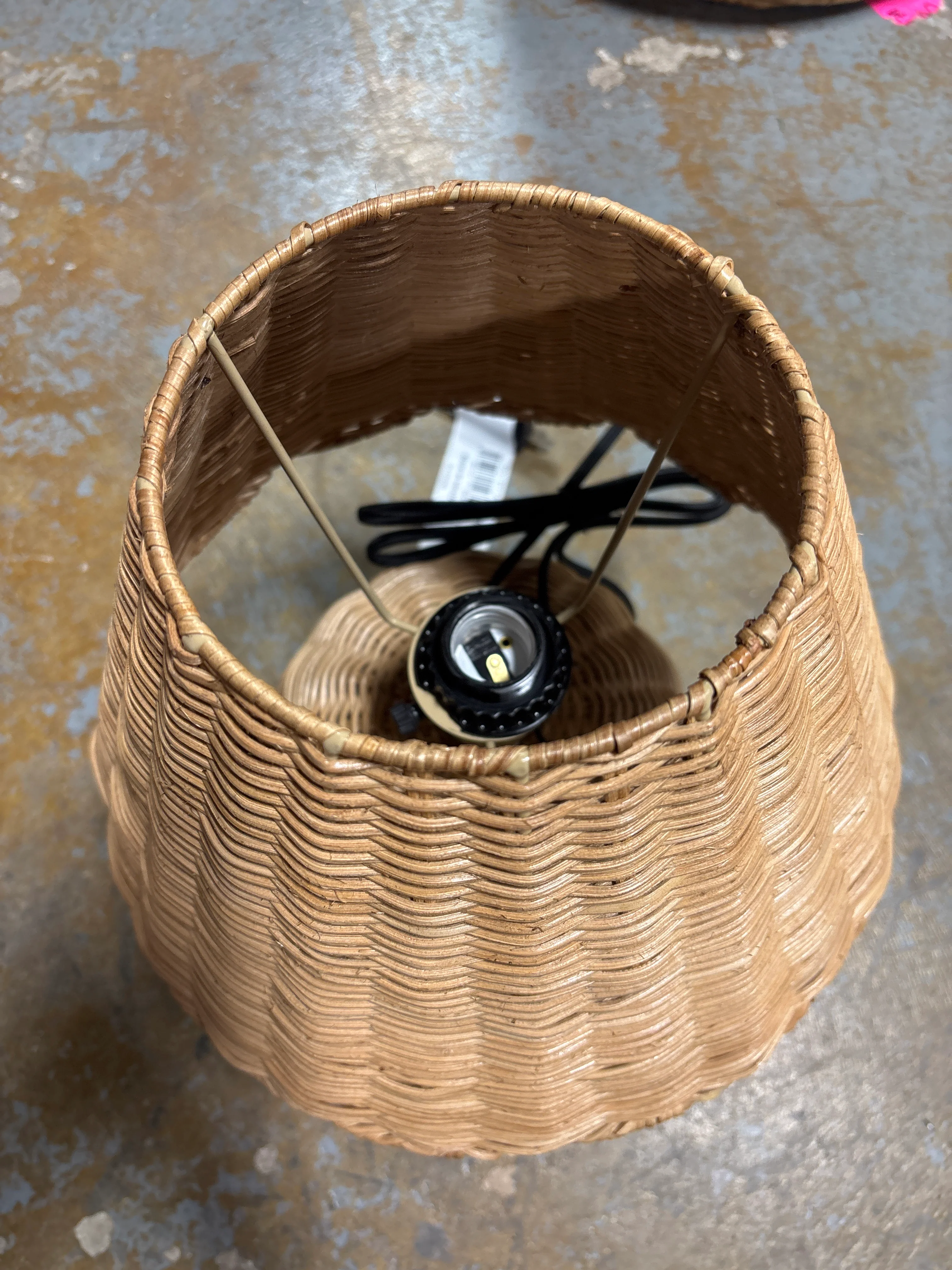 Table Lamp with Woven Base and Woven Shade SHOWROOM ITEM - Image 3