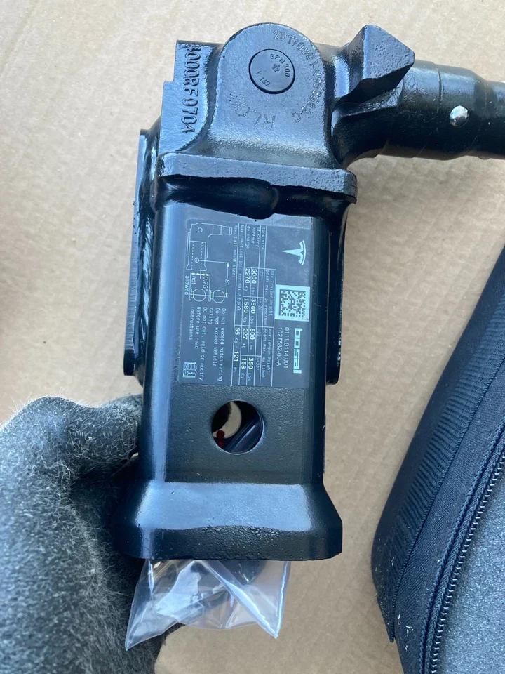 Tesla Model X Trailer Hitch Tow Hook - Image 4
