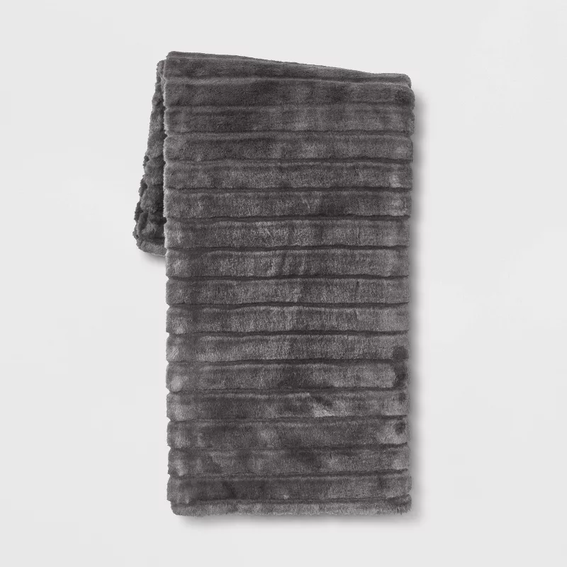 Textured Faux Fur Reversible Throw Blanket Gray SHOWROOM ITEM