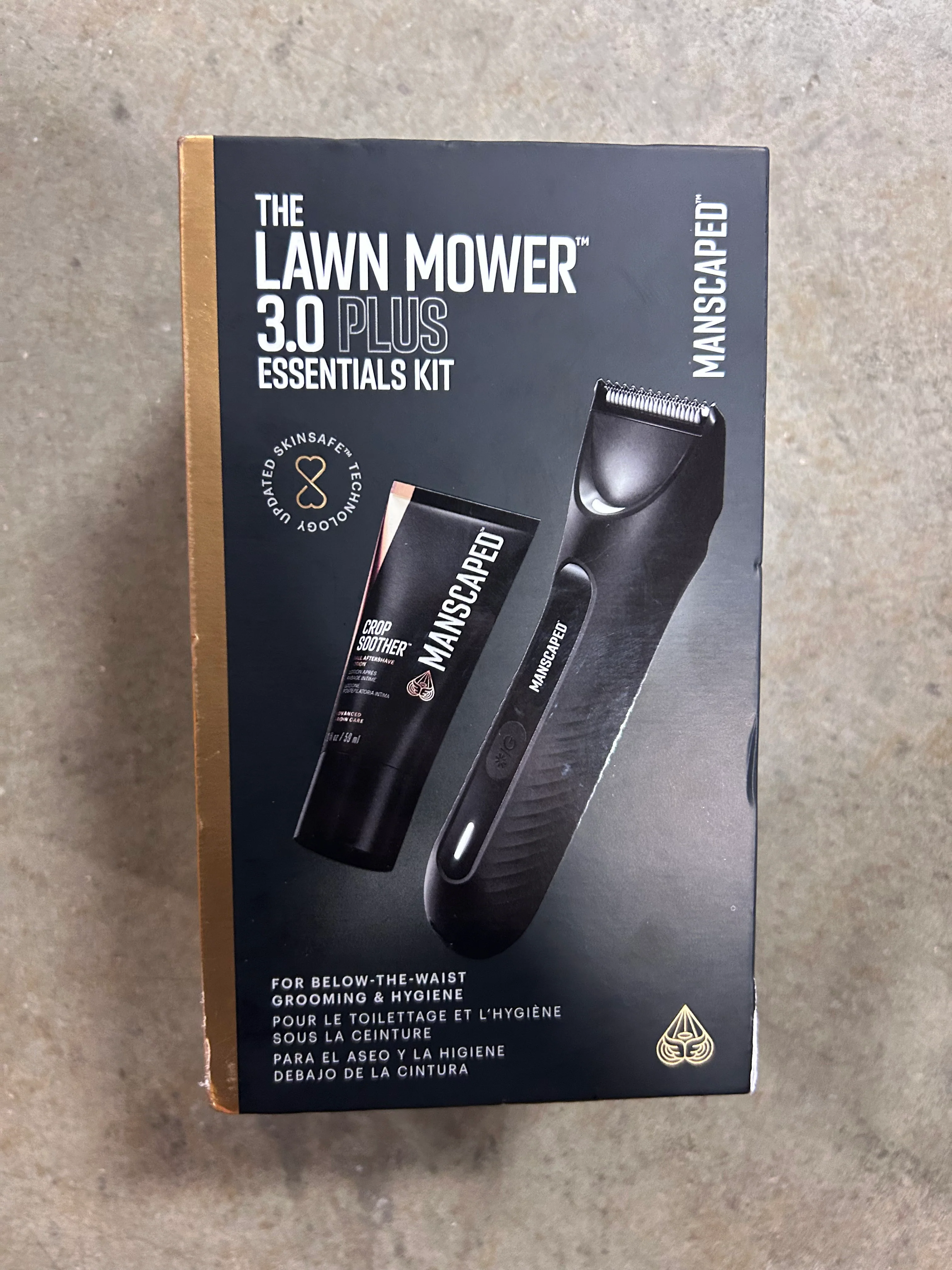 The Lawn Mower Plus Essentials Shaving Kit - Image 8
