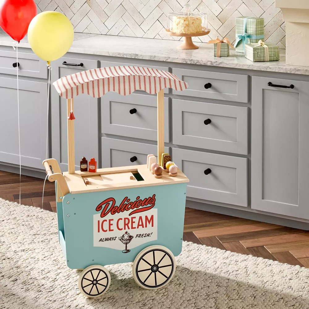 Toy Ice Cream Cart with Accessories - Image 4