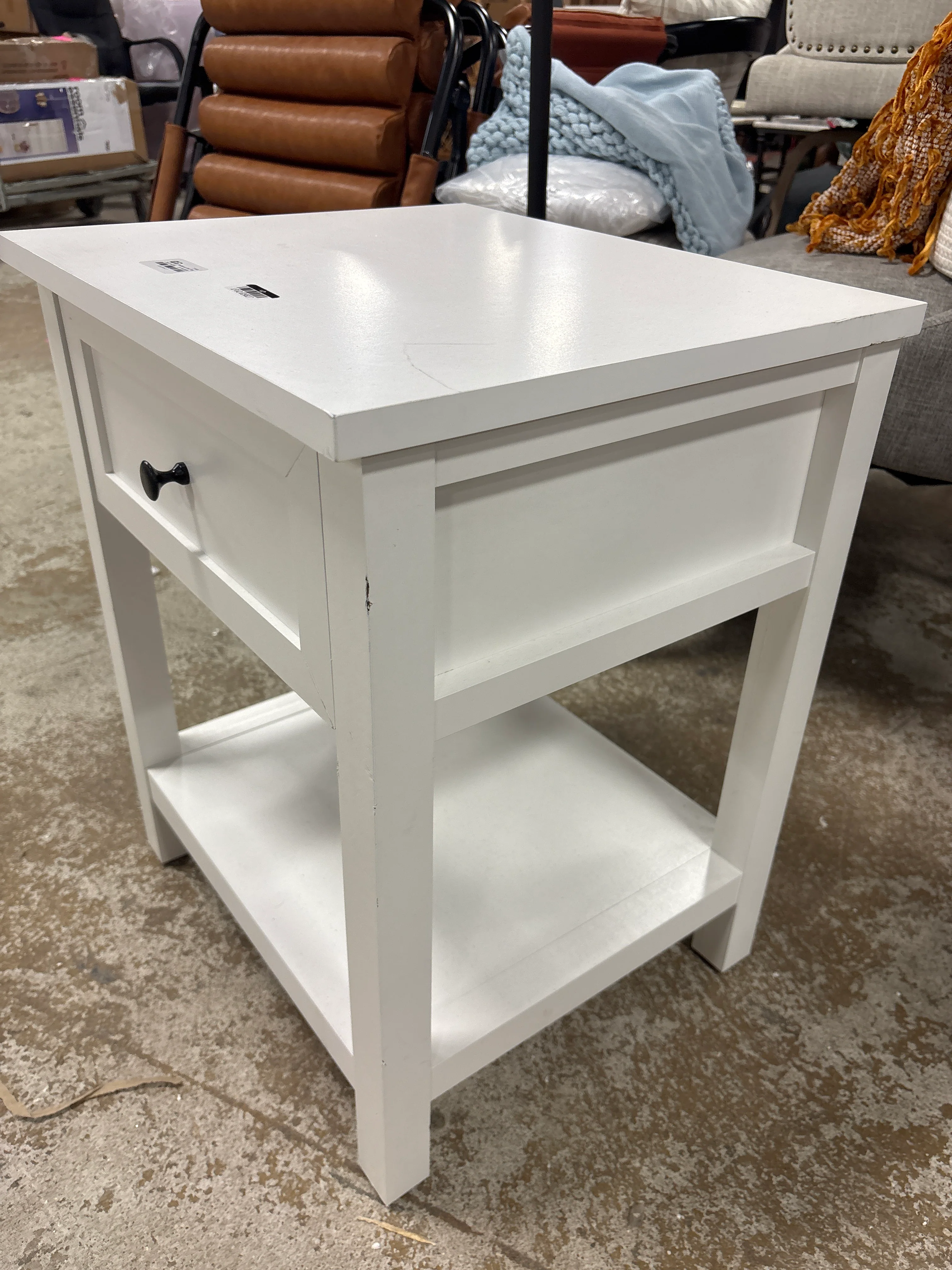 Traditional End Table with Storage Drawer Classic White SHOWROOM ITEM - Image 3