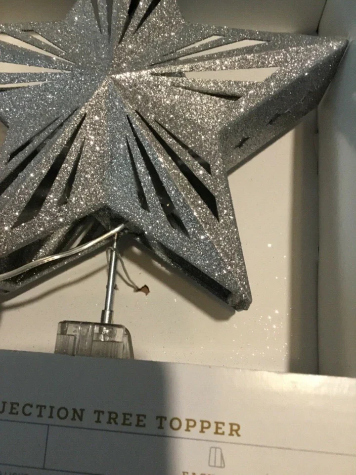 Tree Topper Christmas LED Lit Projection Lights Silver Glitter Star, final cut - Image 3