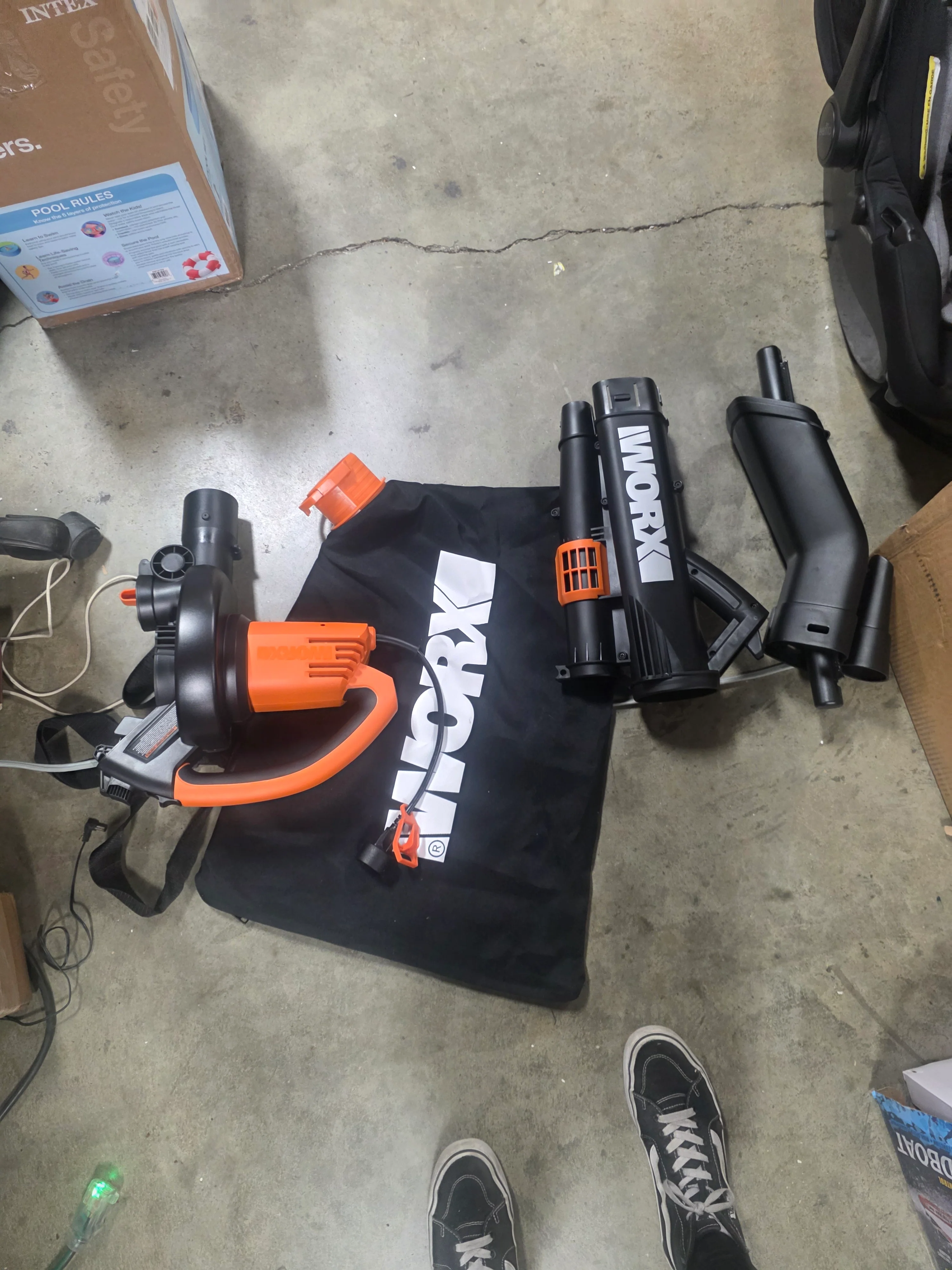 TRIVAC 3-in-1 Electric Leaf Blower with All Metal Mulching System - Image 5