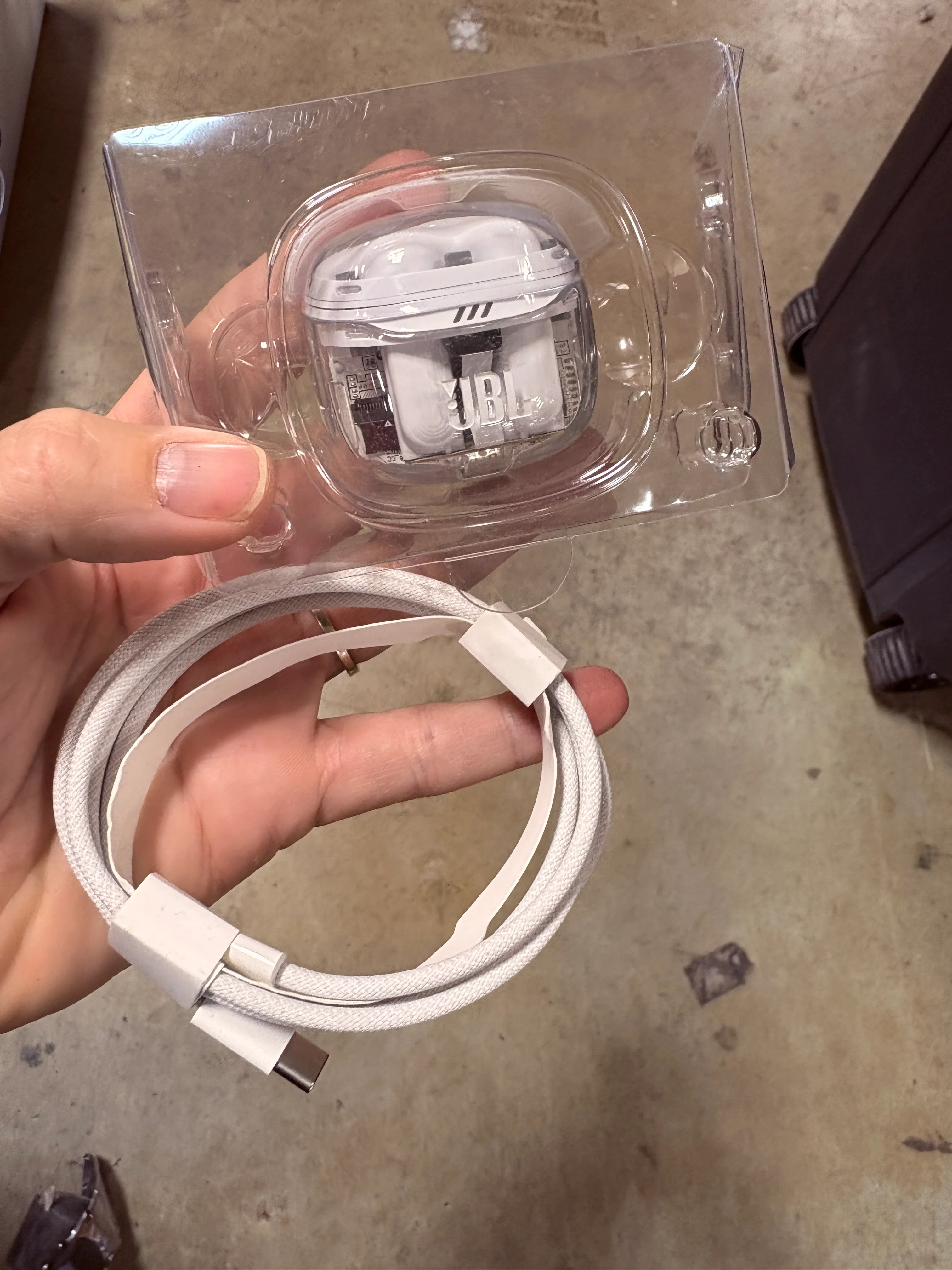 Tune Buds True Wireless Bluetooth Noise Canceling Earbuds with Built-in Mic - Image 8