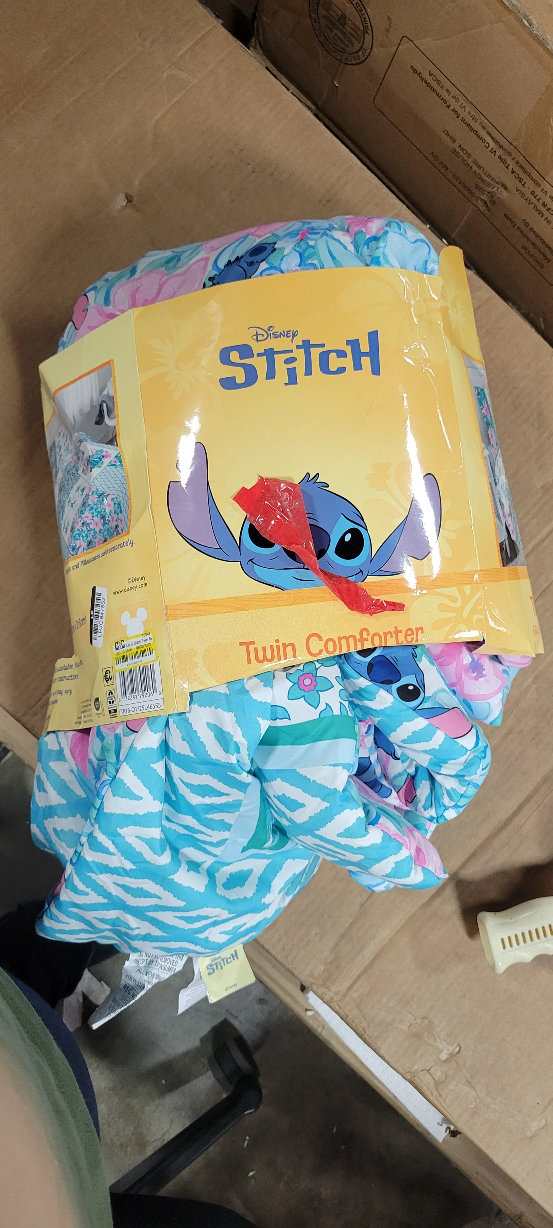 Twin Bungalow Kids' Comforter - Image 5