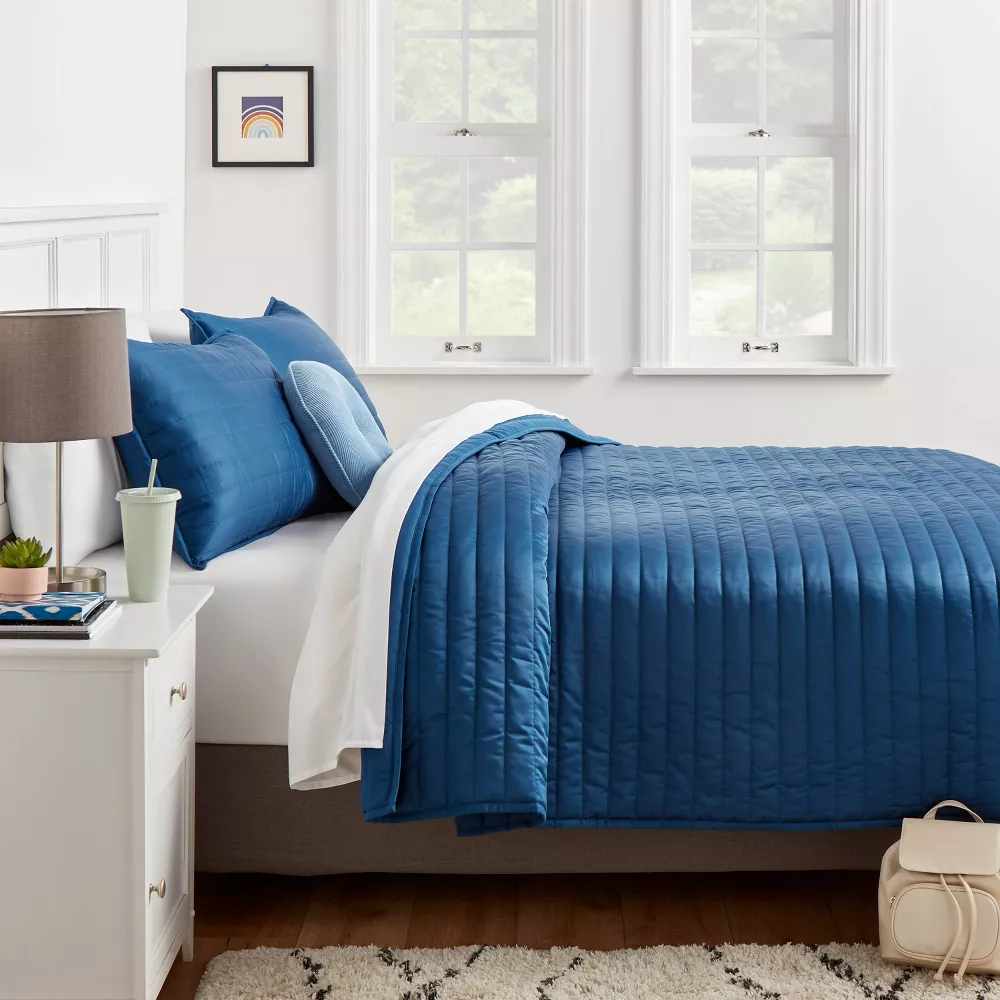 Twin/Twin Extra Long Satin Quilt Dark Blue - Image 3