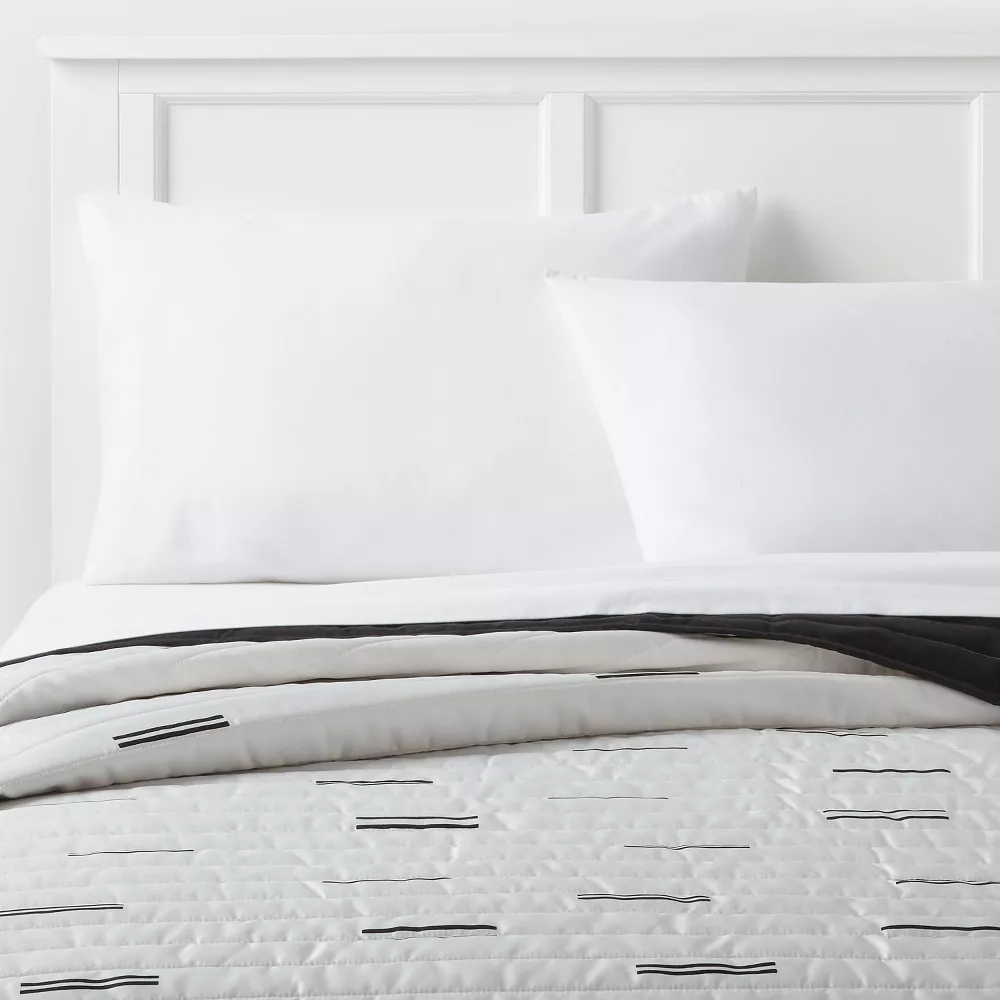 Twin/Twin Extra Long Satin Quilt Off White