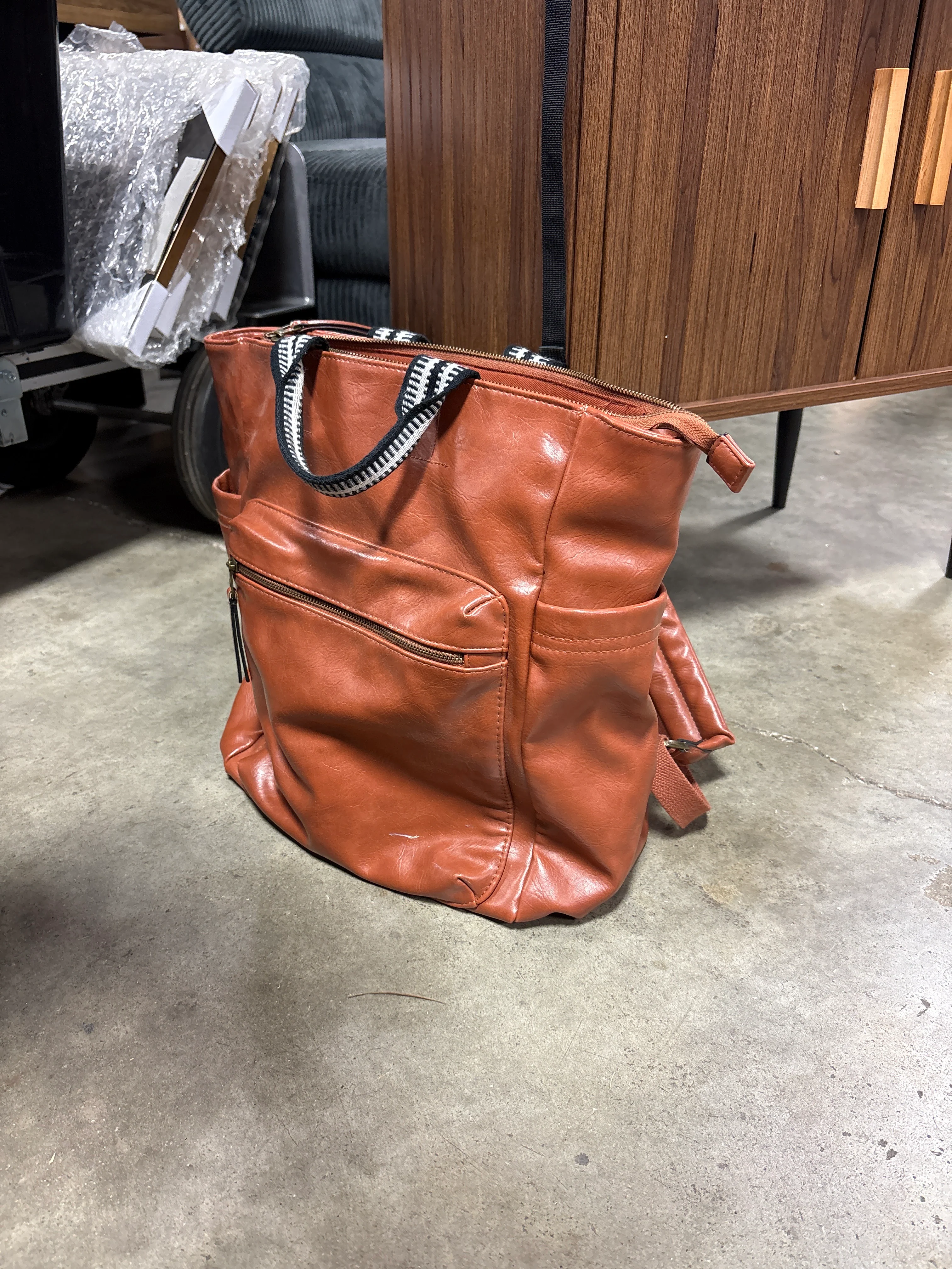 Universal Thread Brown Backpack SHOWROOM ITEM - Image 2