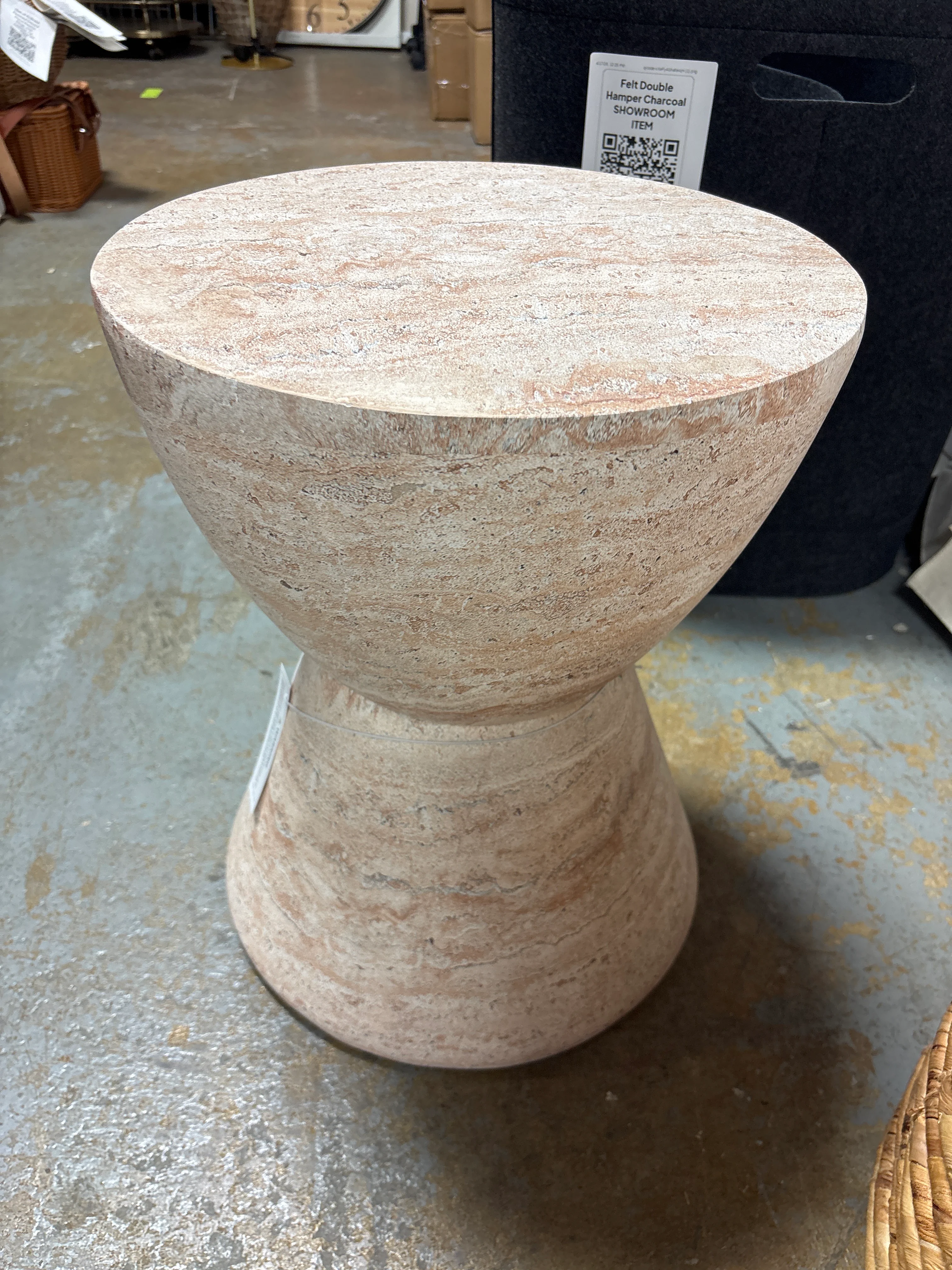 Urkta Hourglass Light Weight Concrete Side Table SHOWROOM ITEM - Image 2
