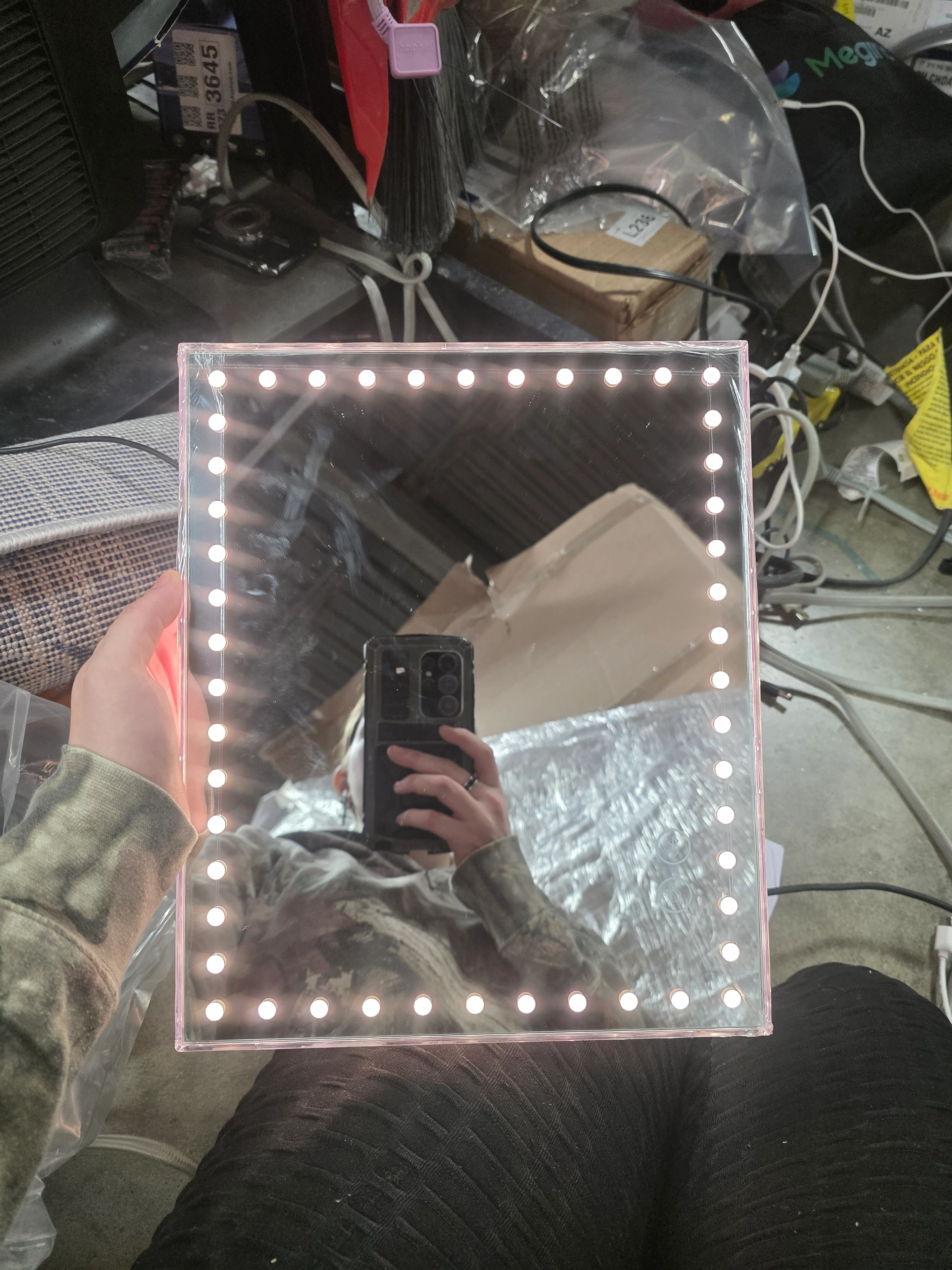 Vanity Makeup Mirror with Lights Bluetooth Tabletop Clear, final cut - Image 8