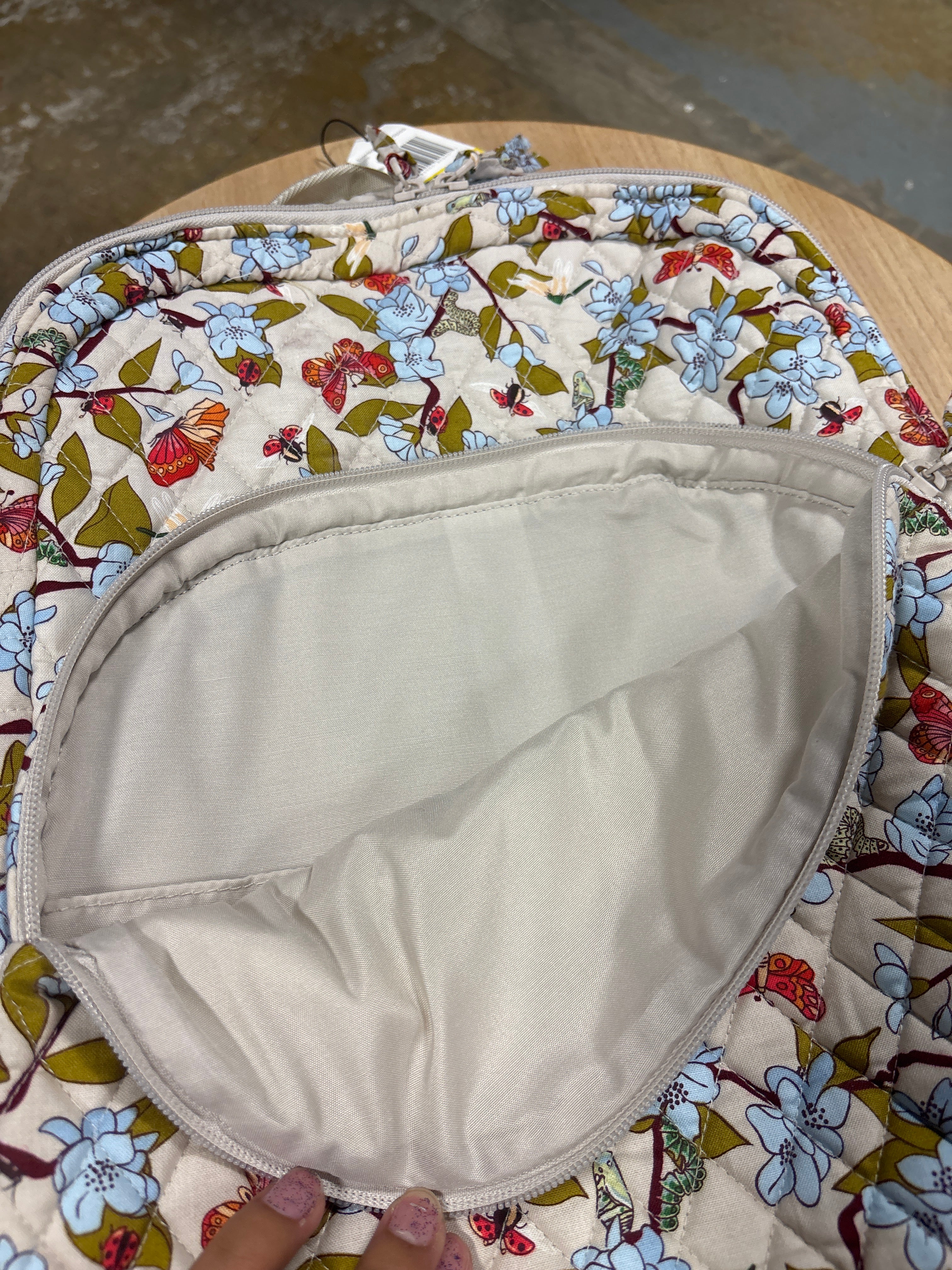 Vera Bradley Outlet Essential Large Backpack - Abuzz SHOWROOM ITEM - Image 4