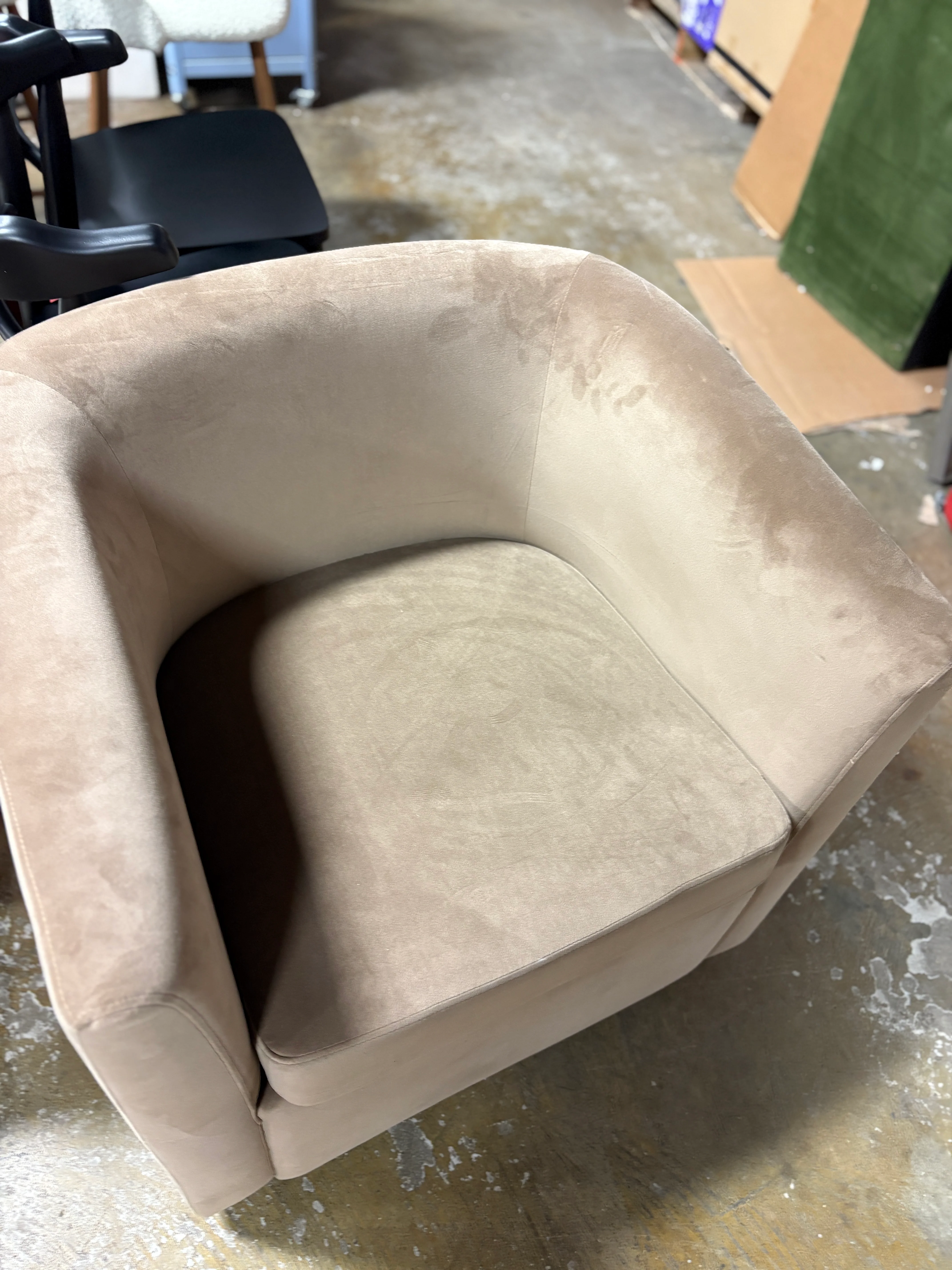 Vernon Barrel Swivel Accent Chair SHOWROOM ITEM - Image 2
